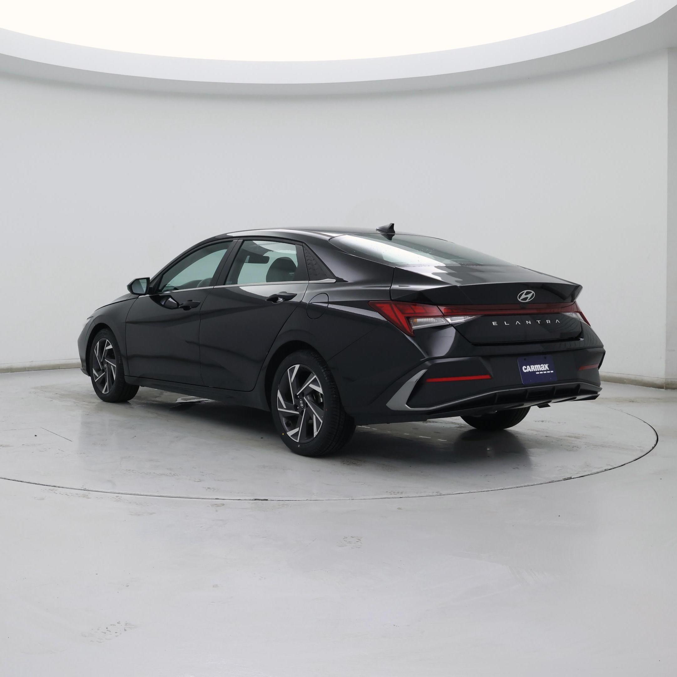 Thumbnail: 2025 Hyundai Elantra - 2