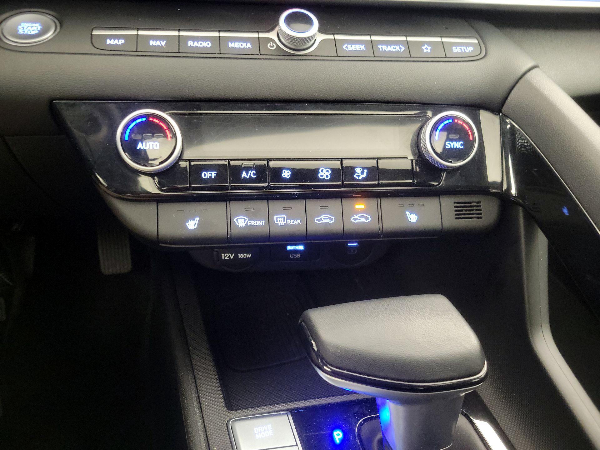 Thumbnail: 2025 Hyundai Elantra - 16