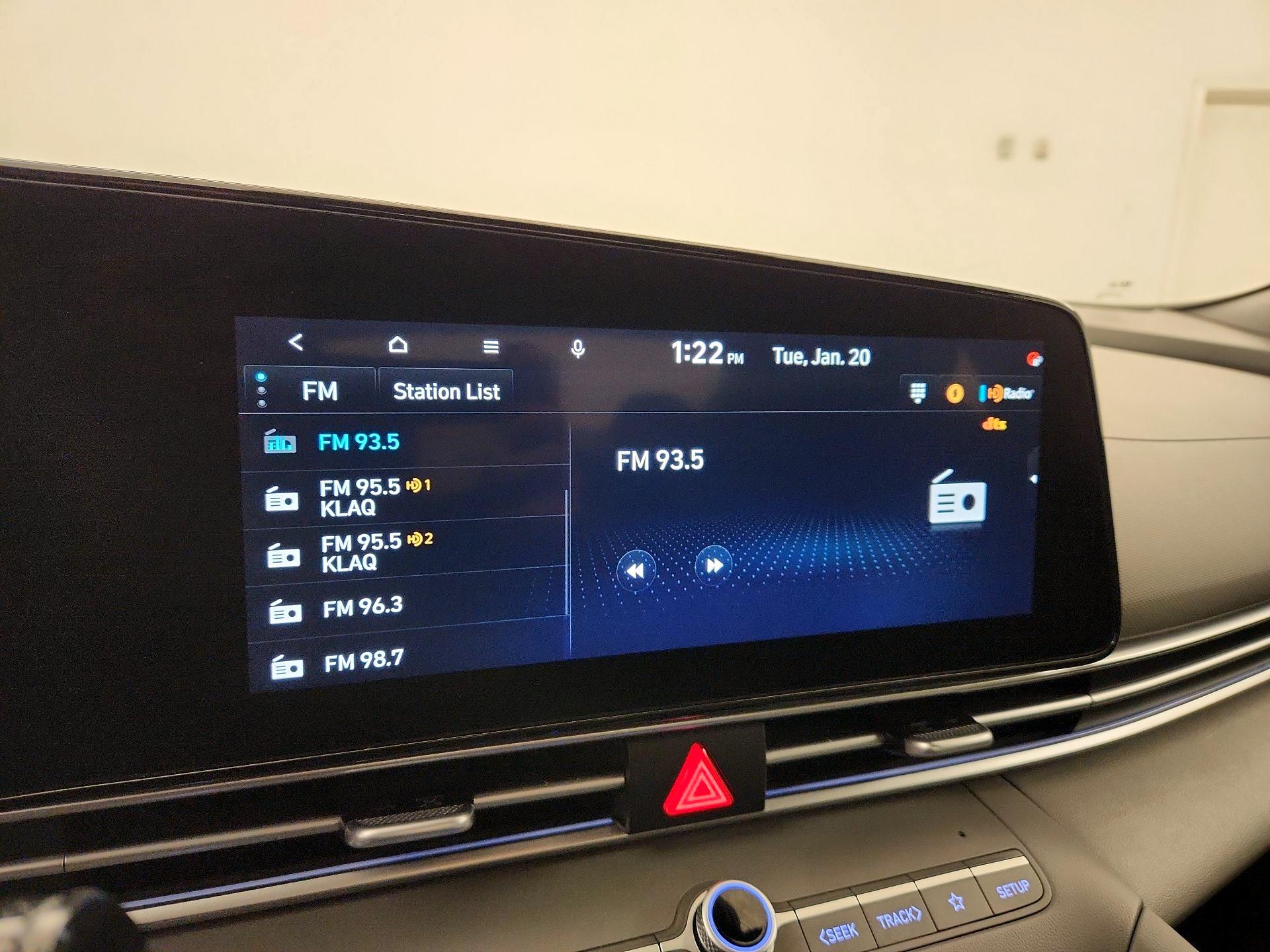 Thumbnail: 2025 Hyundai Elantra - 15