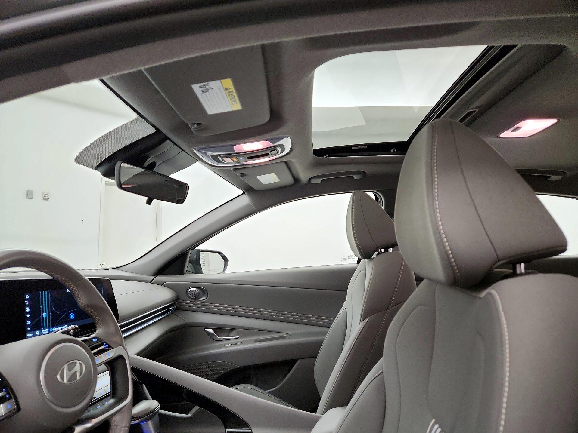 Thumbnail: 2025 Hyundai Elantra - 19