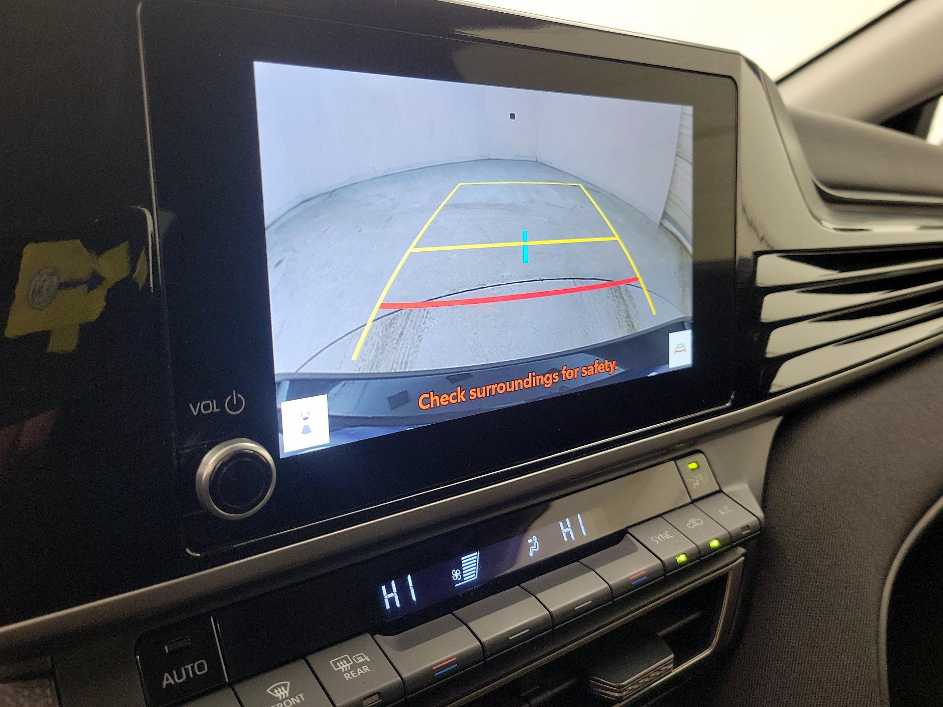 Thumbnail: 2025 Toyota Camry - 15