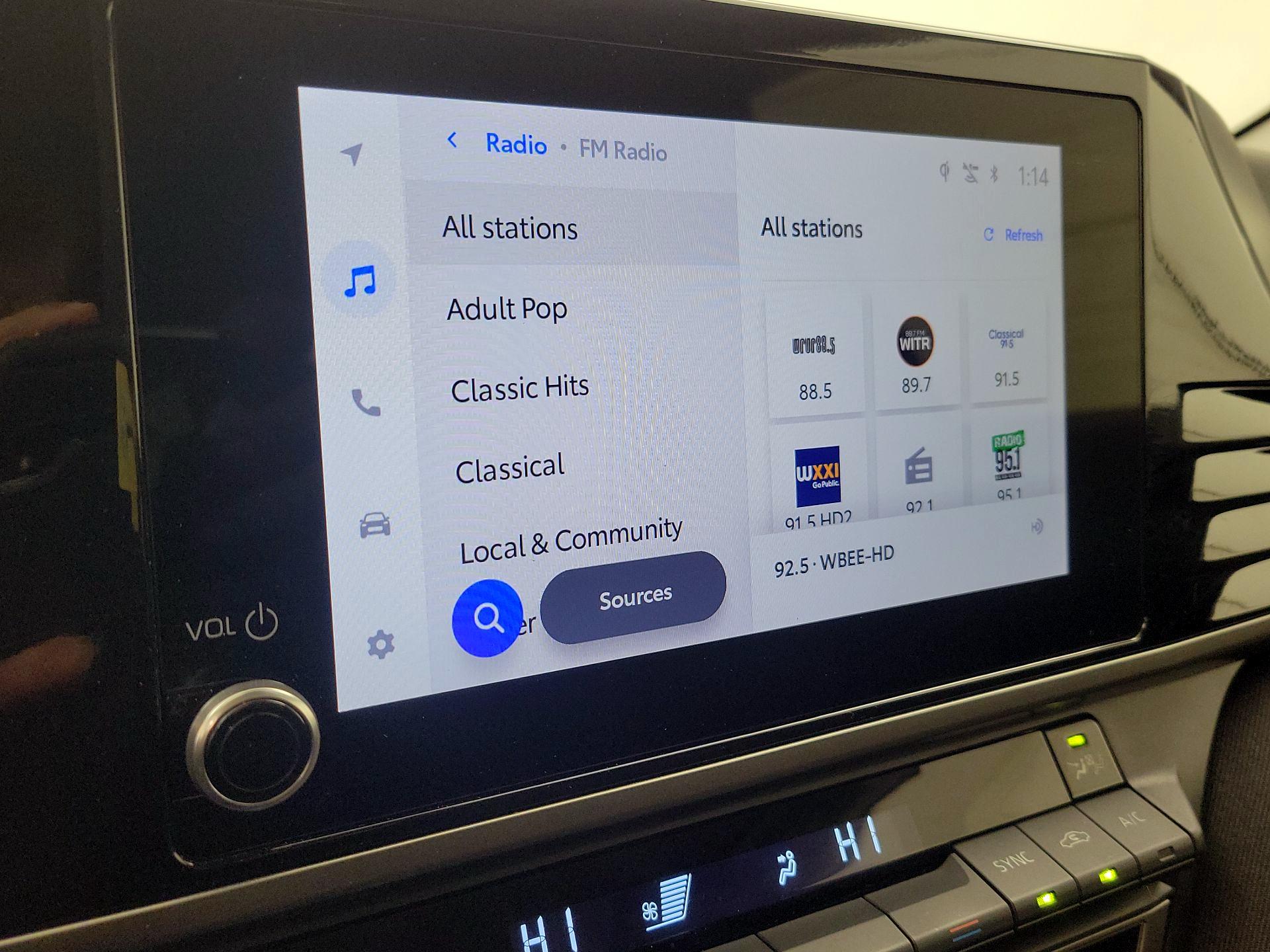 Thumbnail: 2025 Toyota Camry - 16