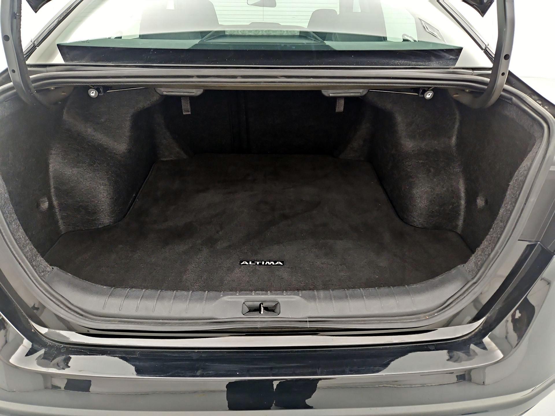 Thumbnail: 2025 Nissan Altima - 20