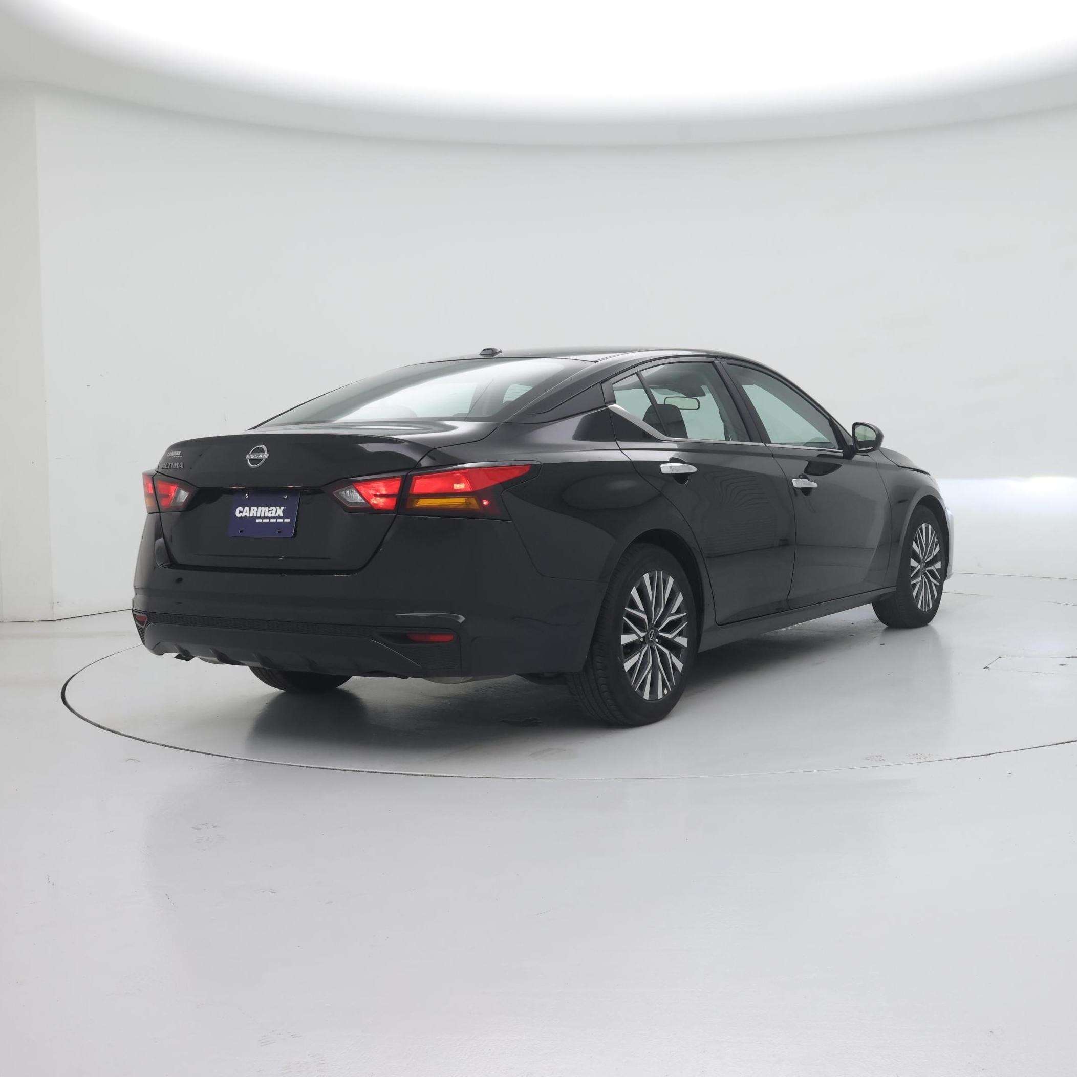 Thumbnail: 2025 Nissan Altima - 8