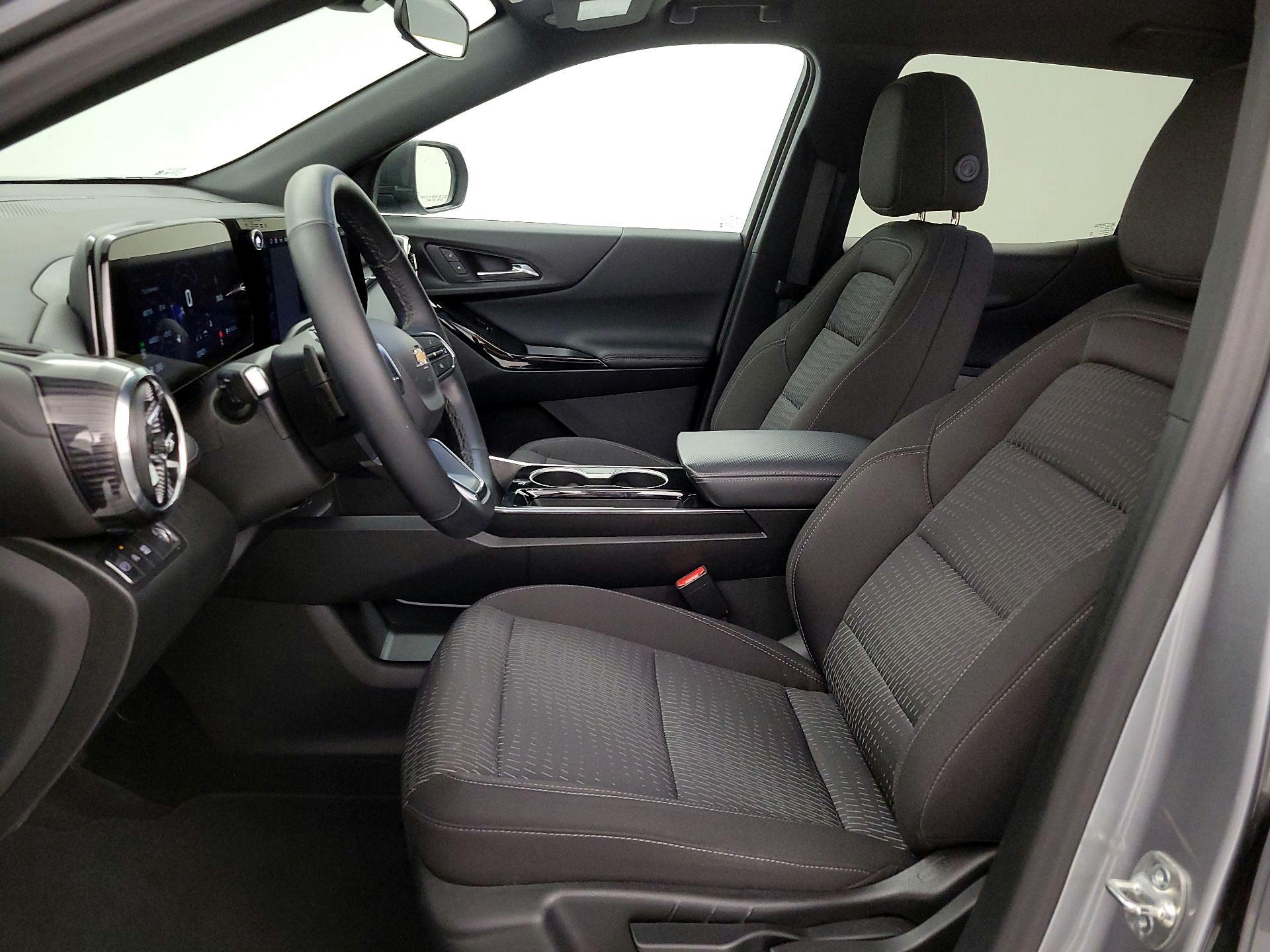 Thumbnail: 2025 Chevrolet Equinox - 11