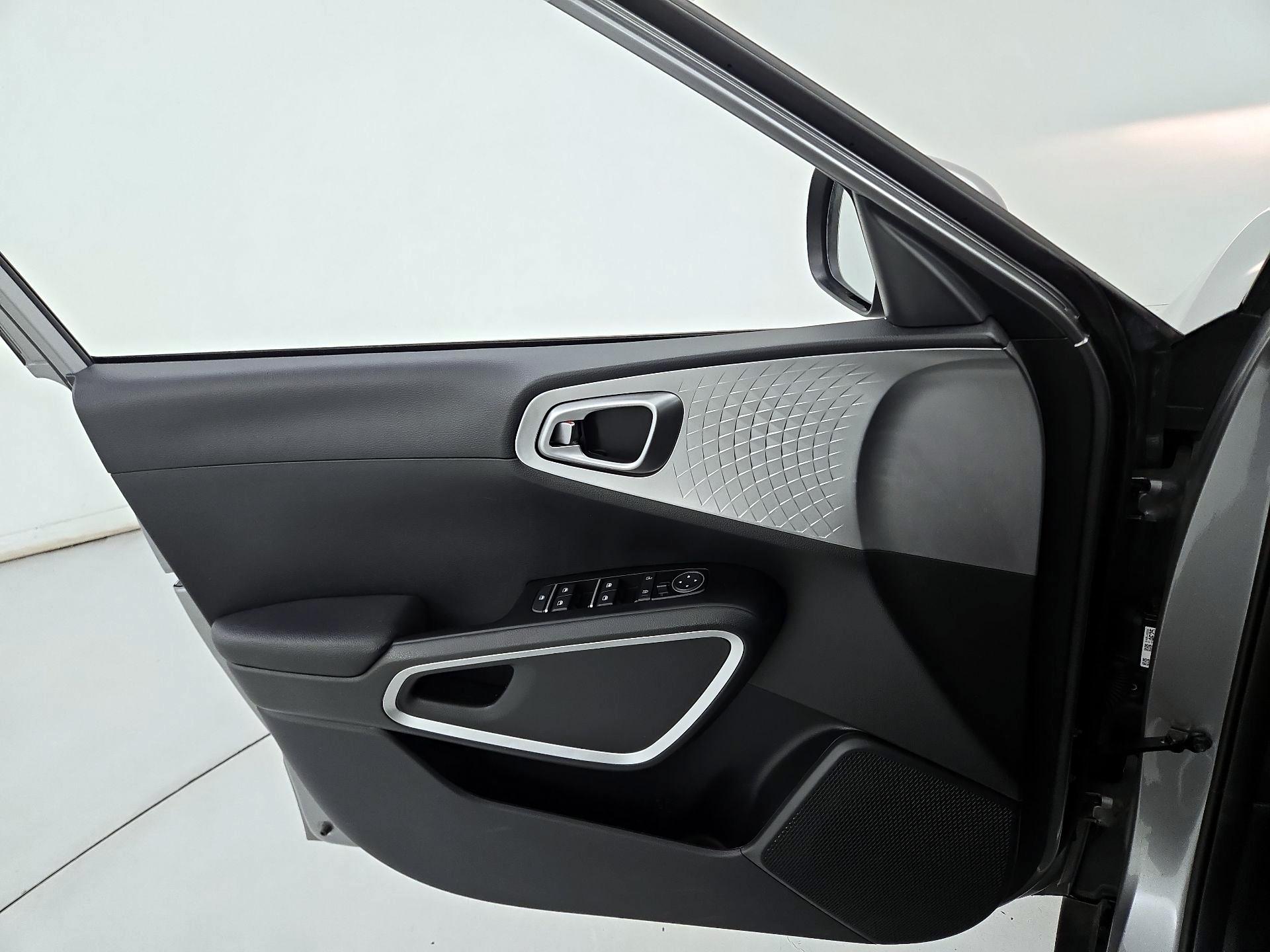 Thumbnail: 2025 Kia Soul - 12