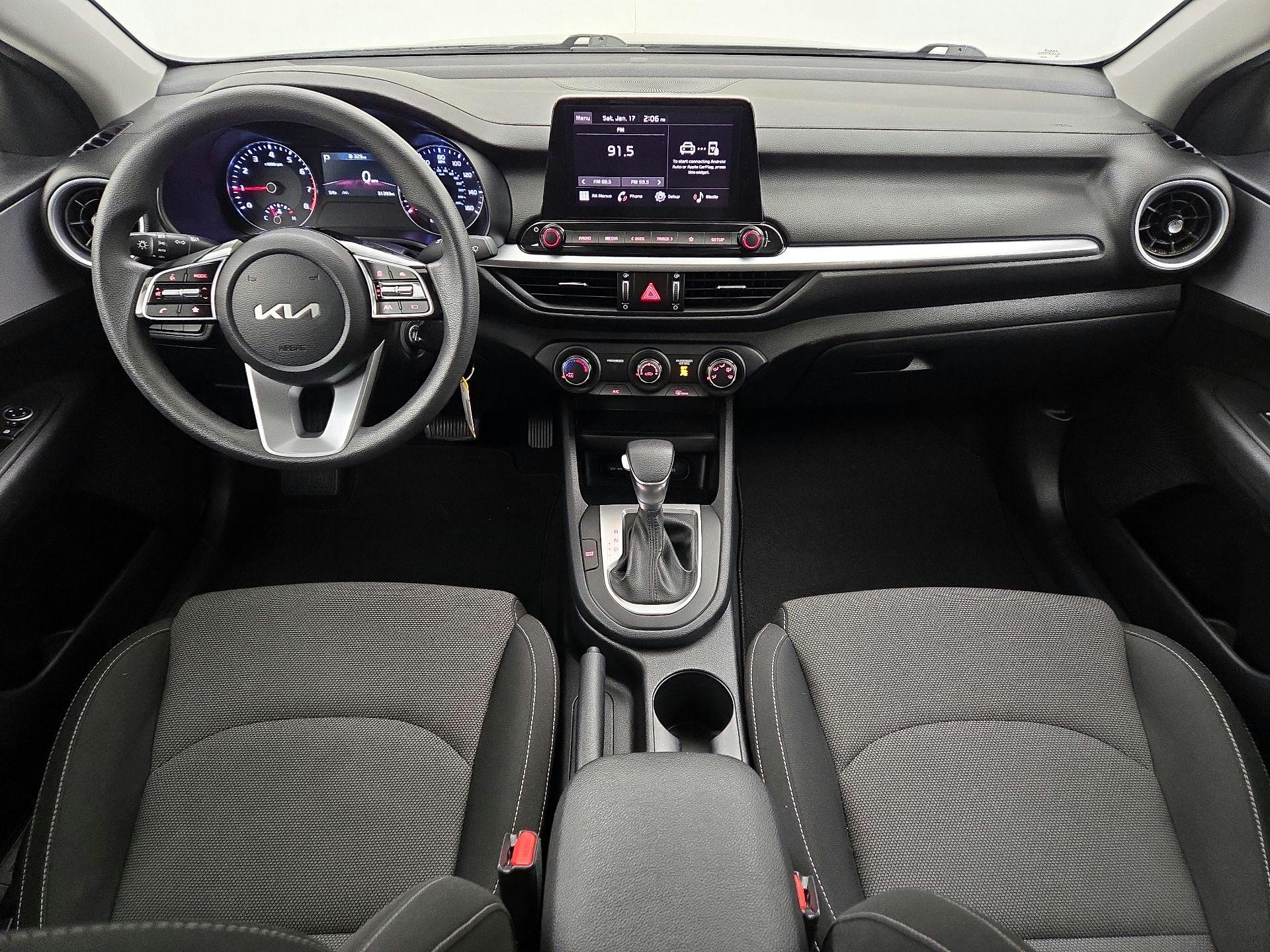 Thumbnail: 2024 Kia Forte - 9