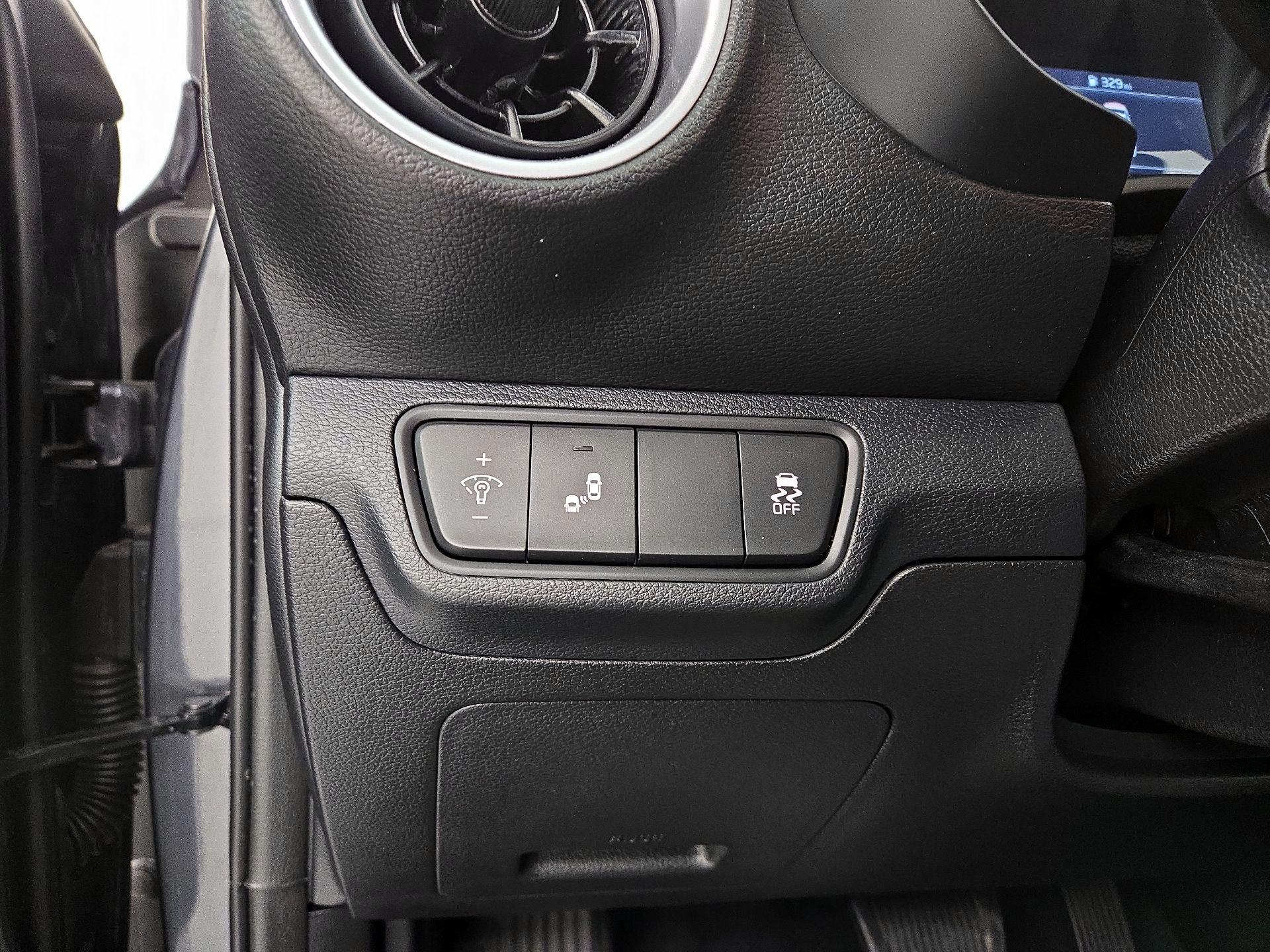 Thumbnail: 2024 Kia Forte - 13