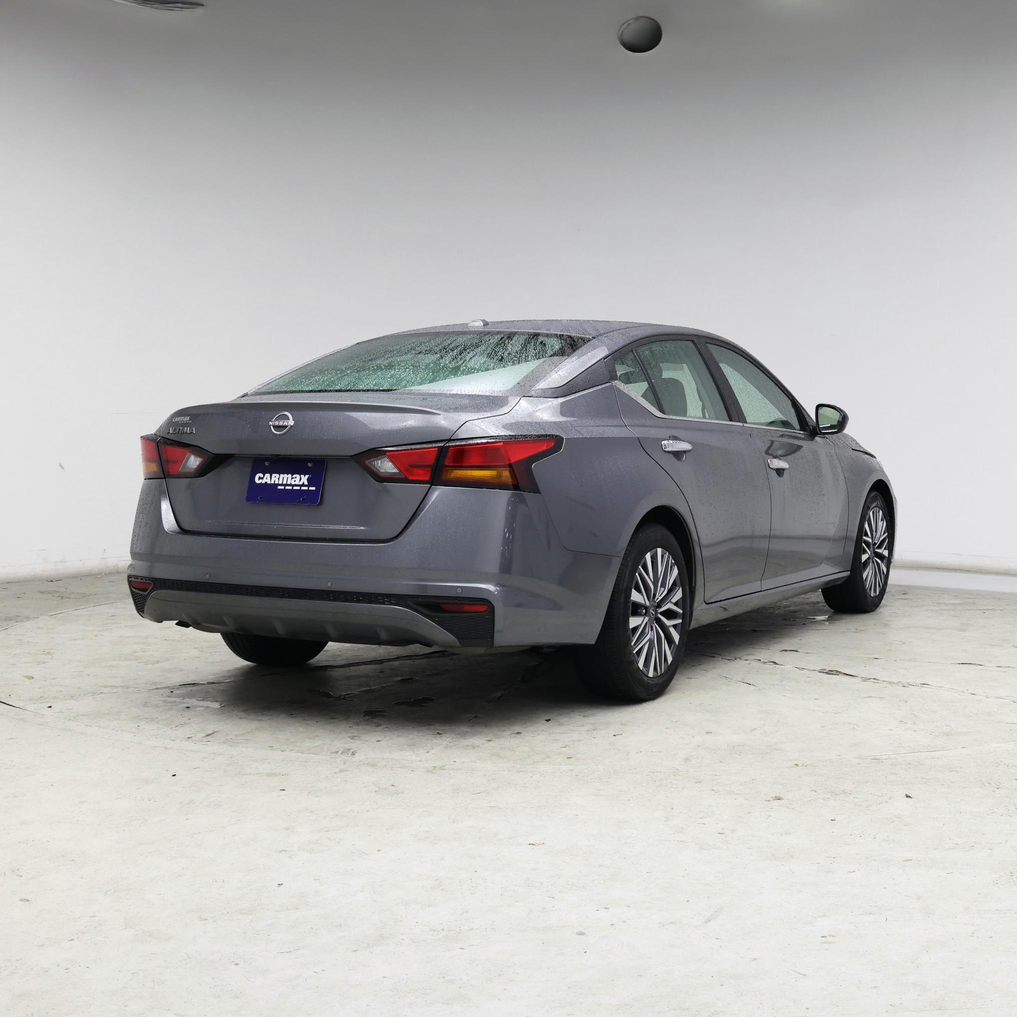 Thumbnail: 2025 Nissan Altima - 8