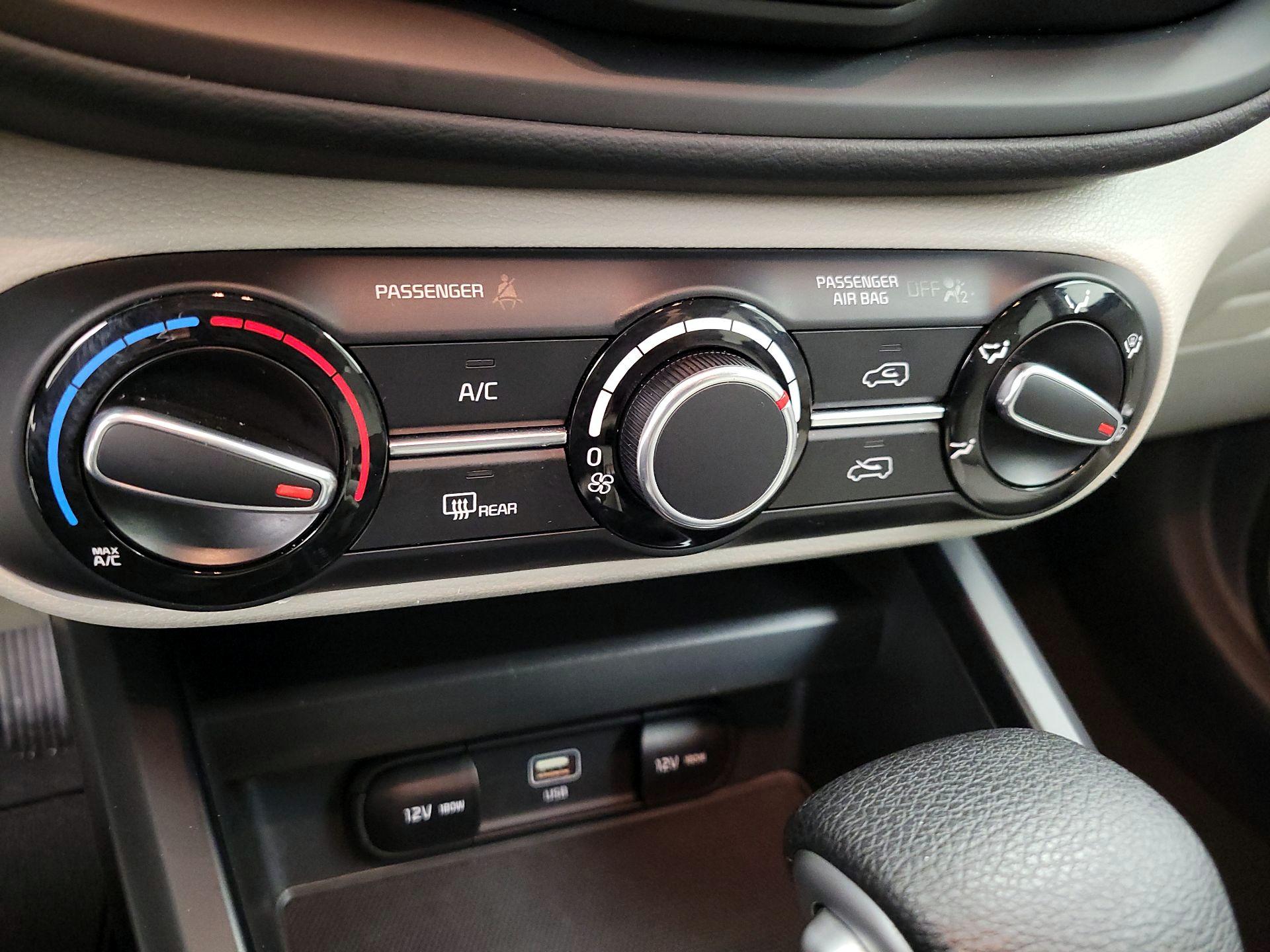 Thumbnail: 2025 Kia Soul - 16