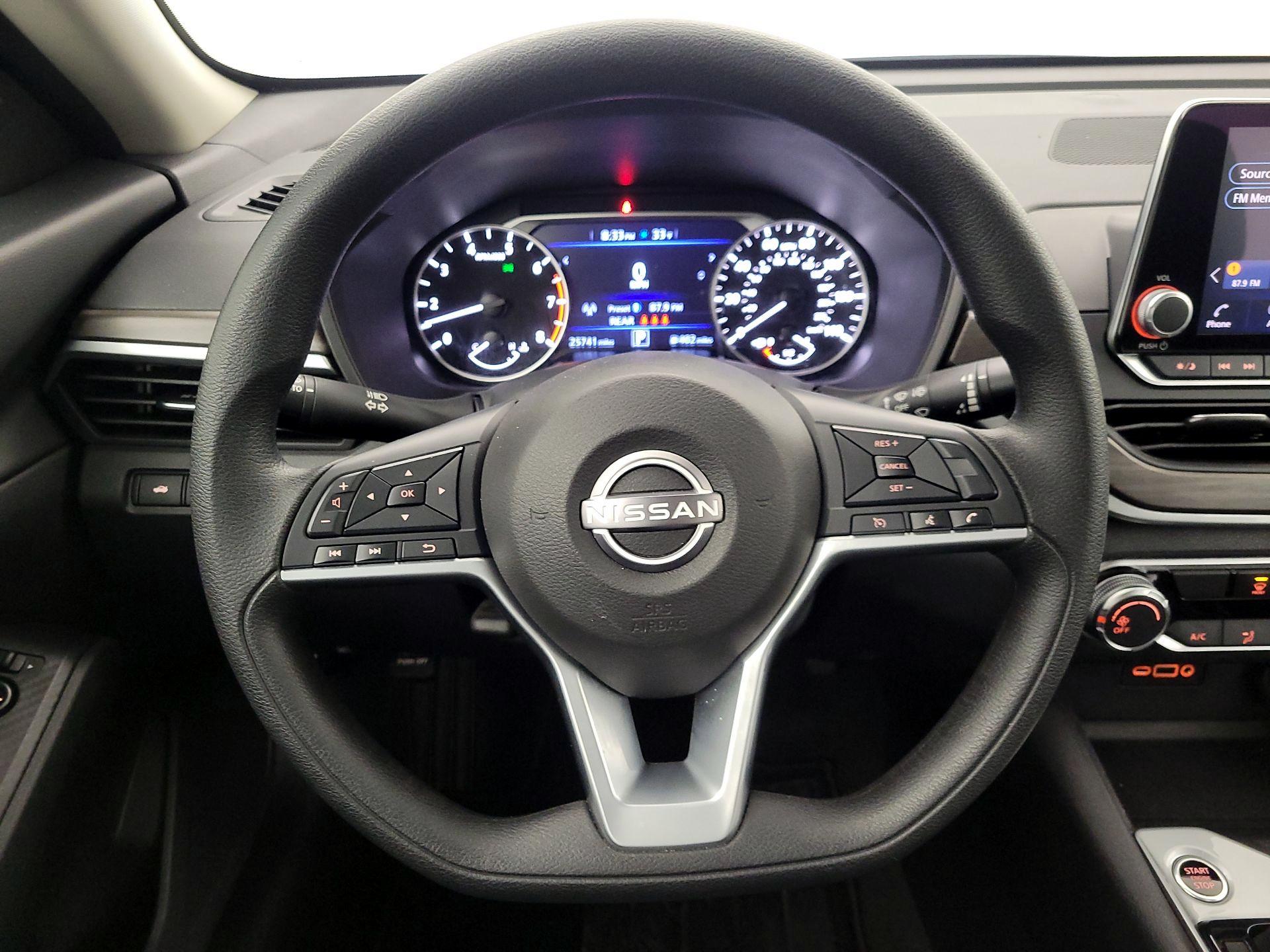 Thumbnail: 2025 Nissan Altima - 10