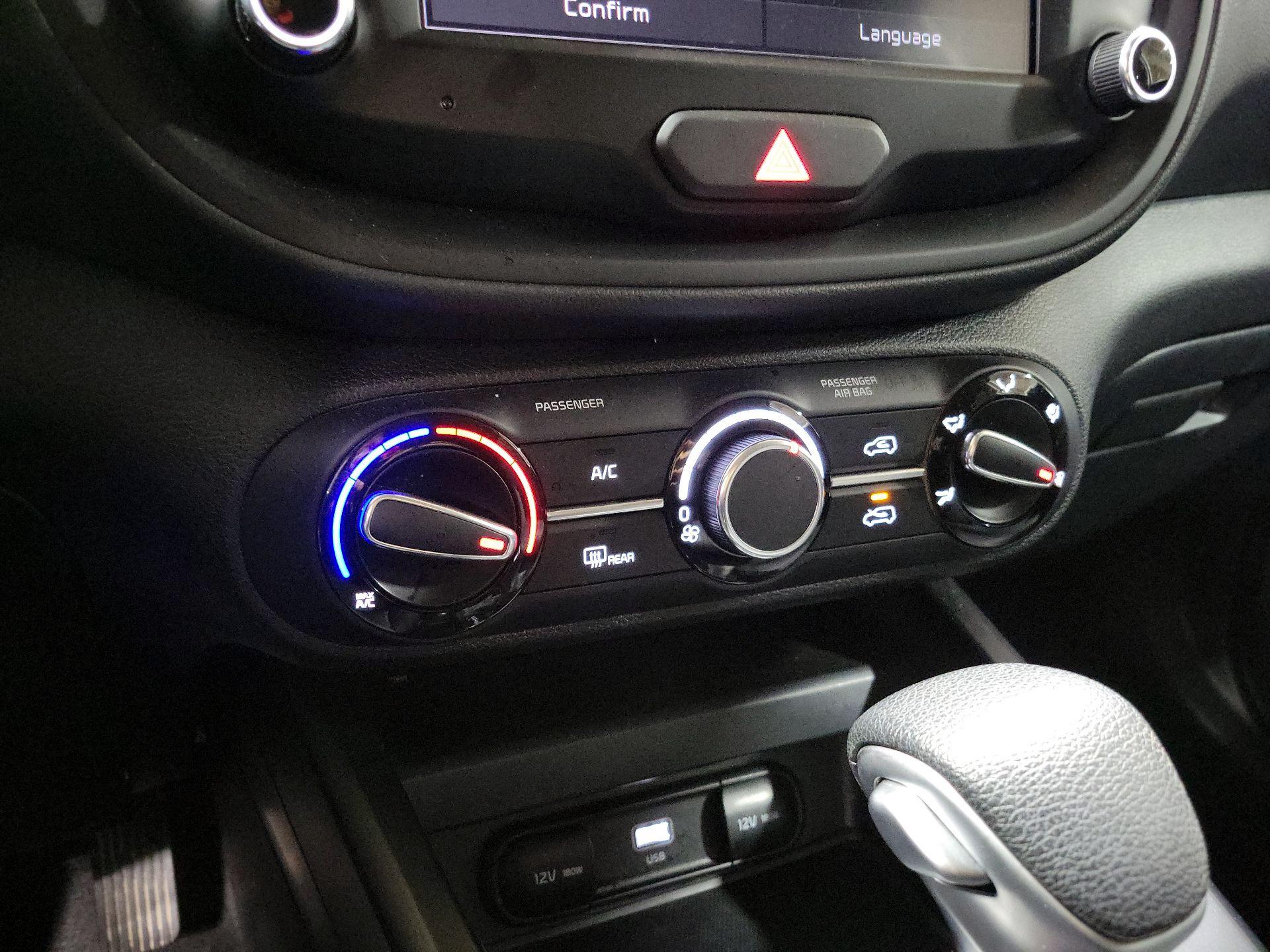 Thumbnail: 2025 Kia Soul - 16