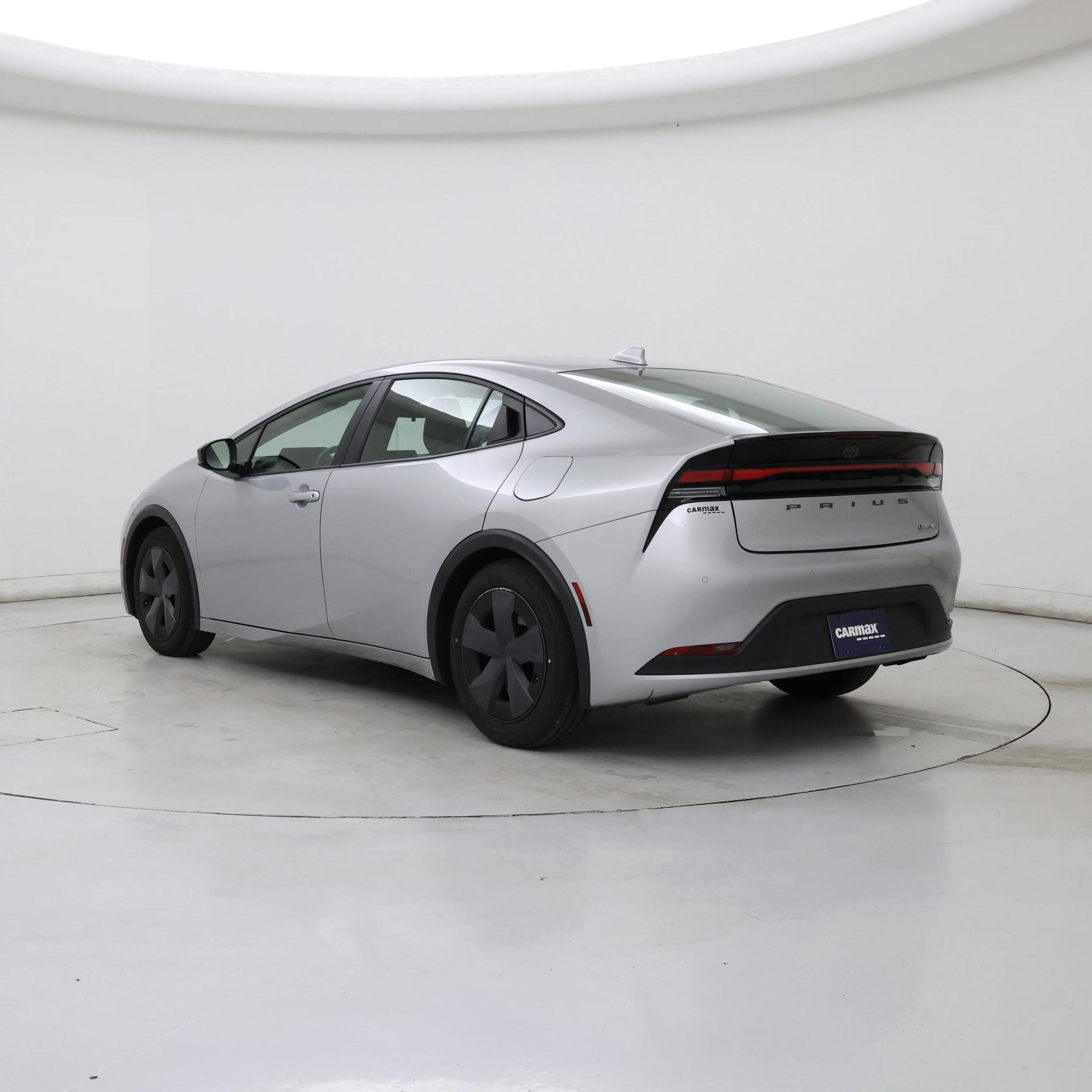 Thumbnail: 2025 Toyota Prius - 2