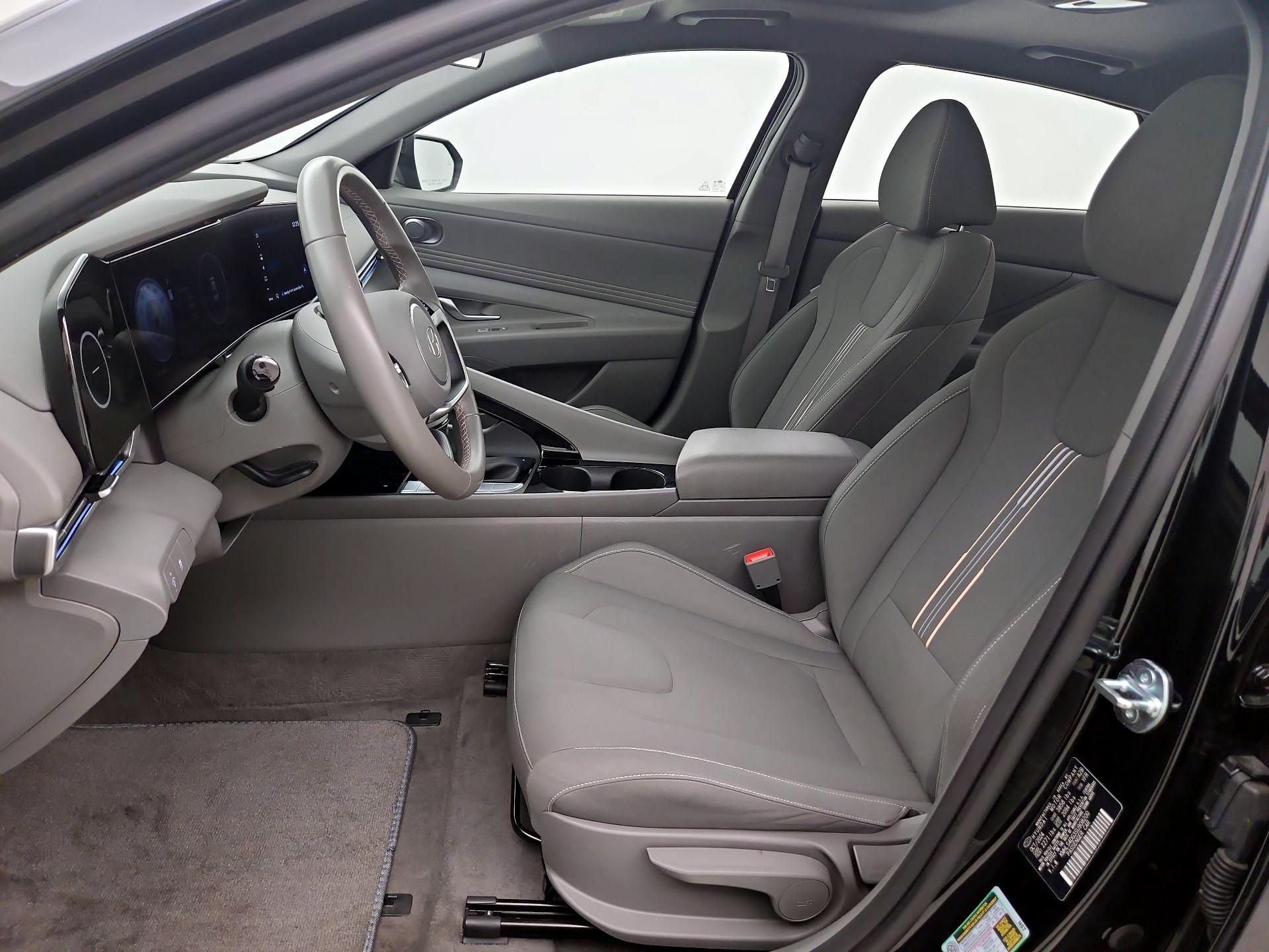 Thumbnail: 2025 Hyundai Elantra - 11