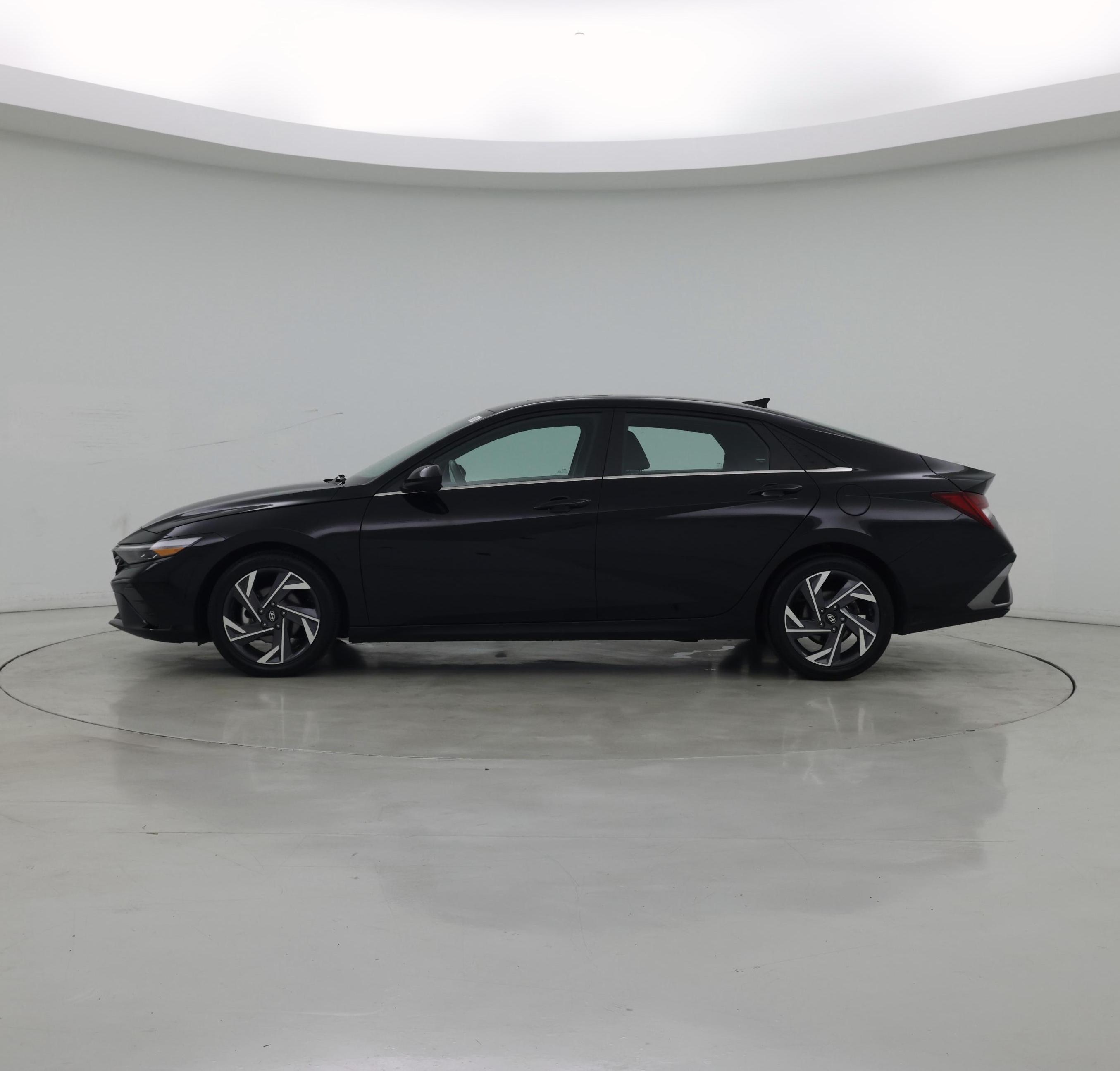 Thumbnail: 2025 Hyundai Elantra - 3