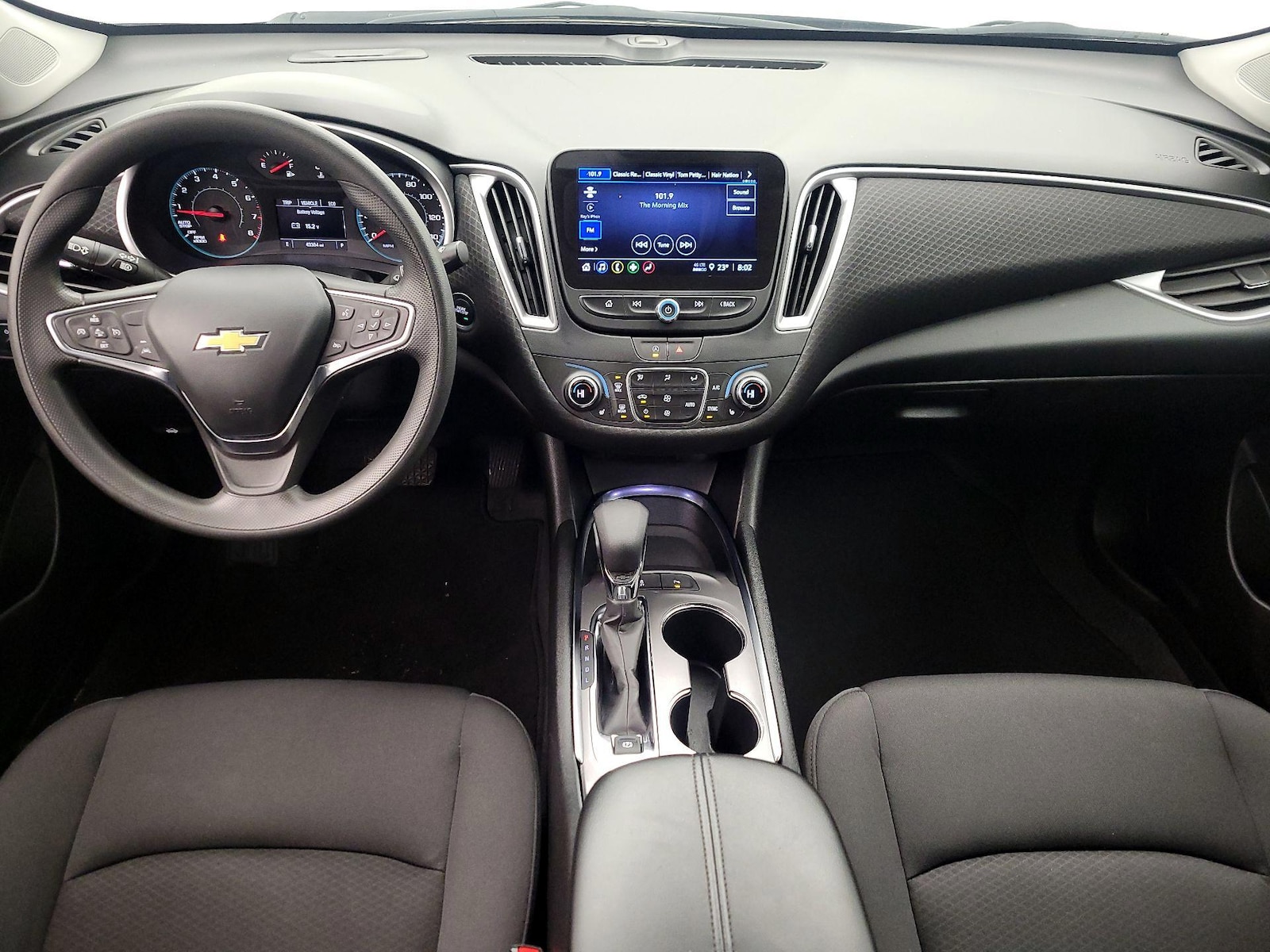 2024 Chevrolet Malibu 1LT - Photo 10