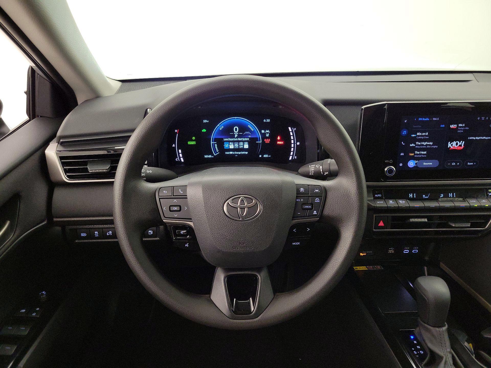 Thumbnail: 2025 Toyota Camry - 10