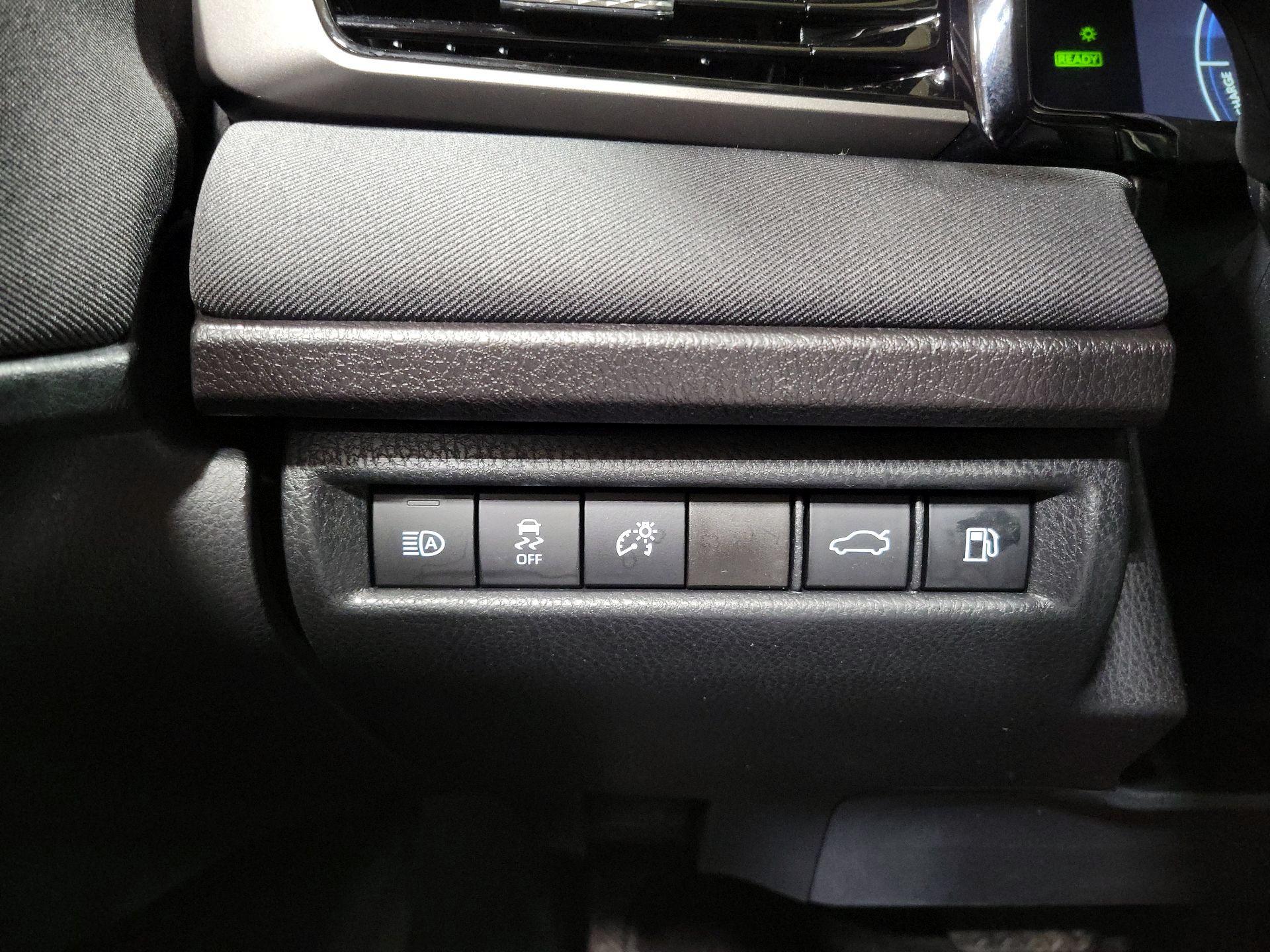 Thumbnail: 2025 Toyota Camry - 13