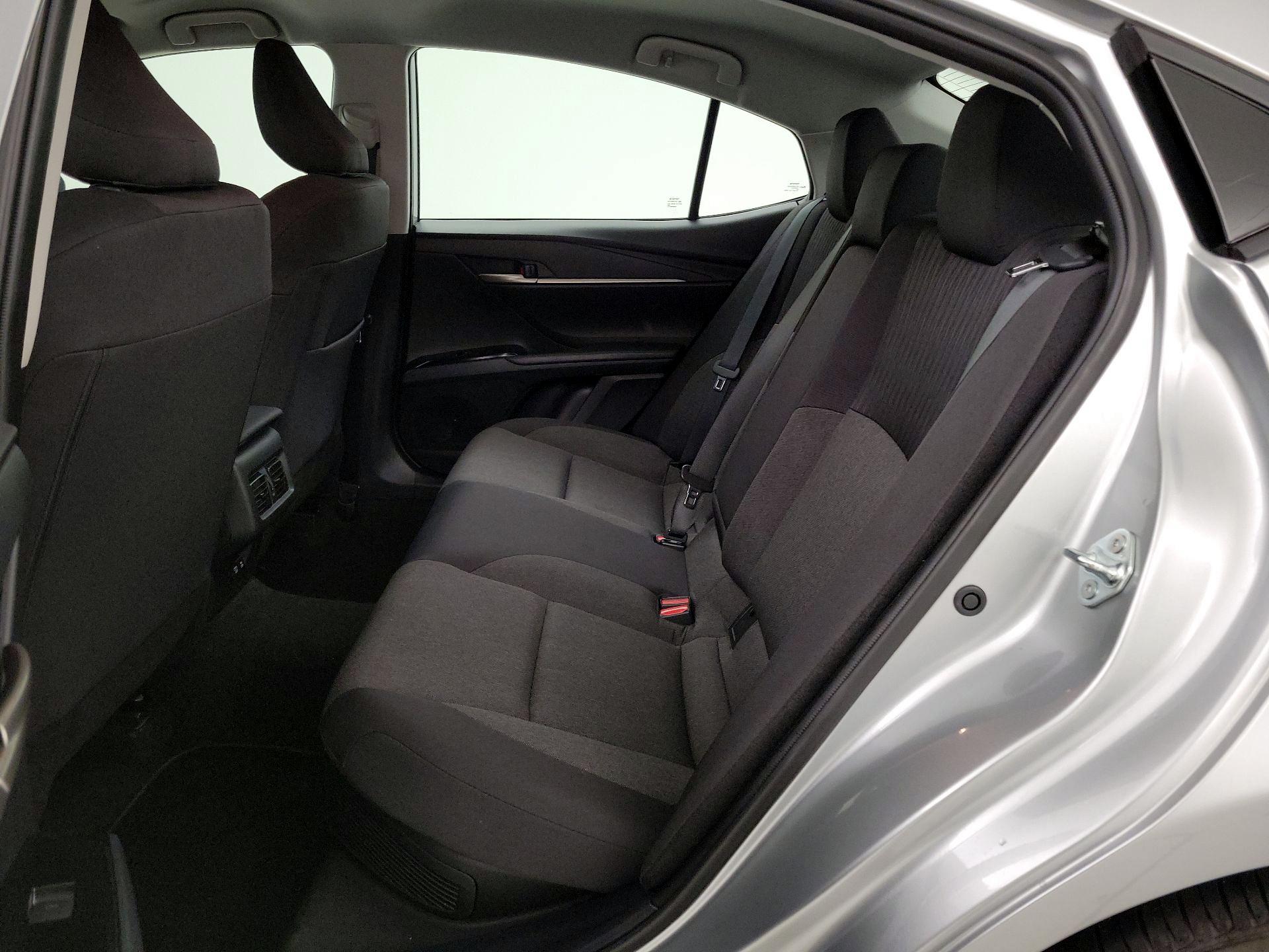 Thumbnail: 2025 Toyota Camry - 18