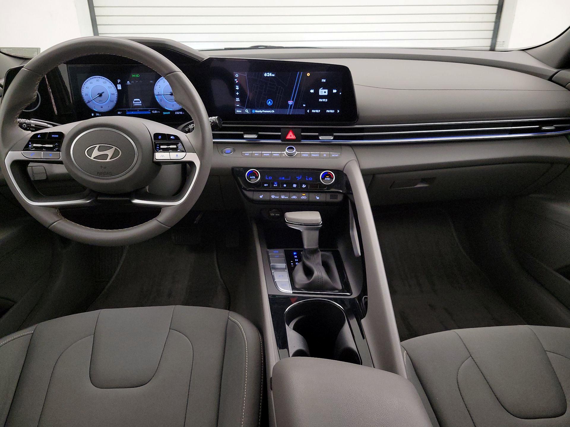 Thumbnail: 2025 Hyundai Elantra - 9