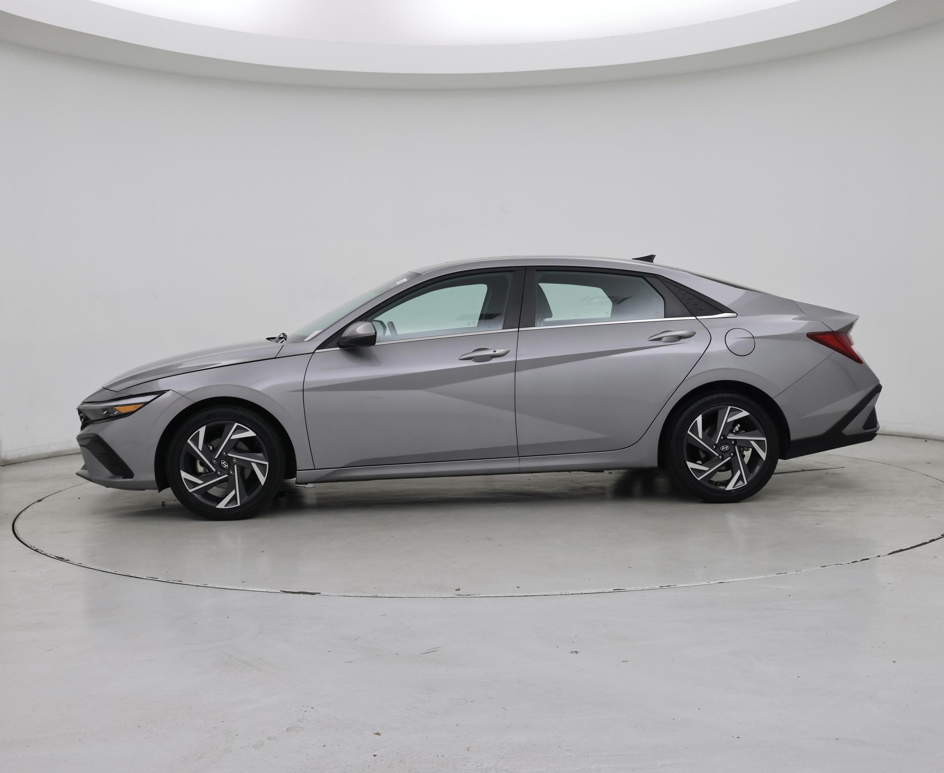 Thumbnail: 2025 Hyundai Elantra - 3