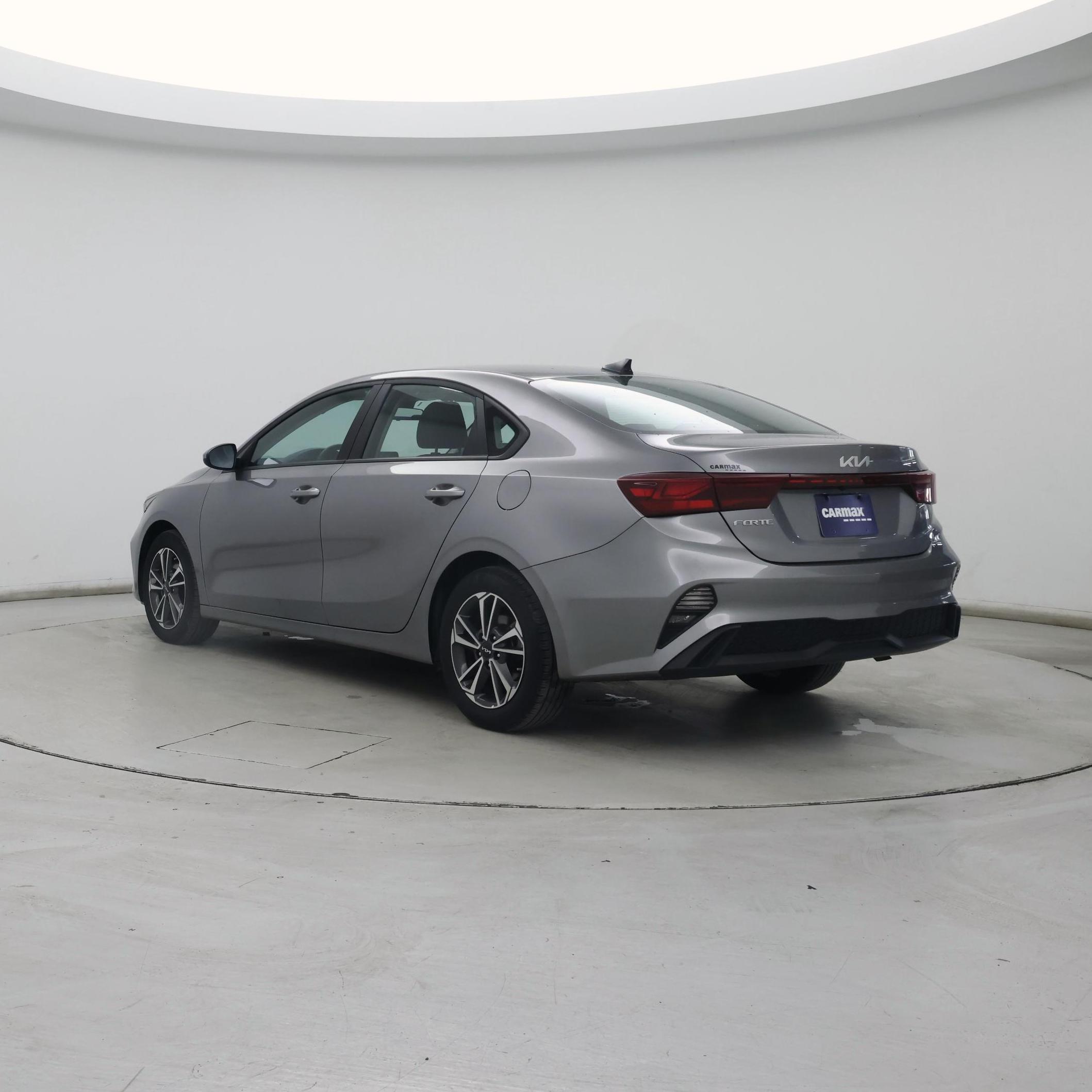 Thumbnail: 2024 Kia Forte - 2