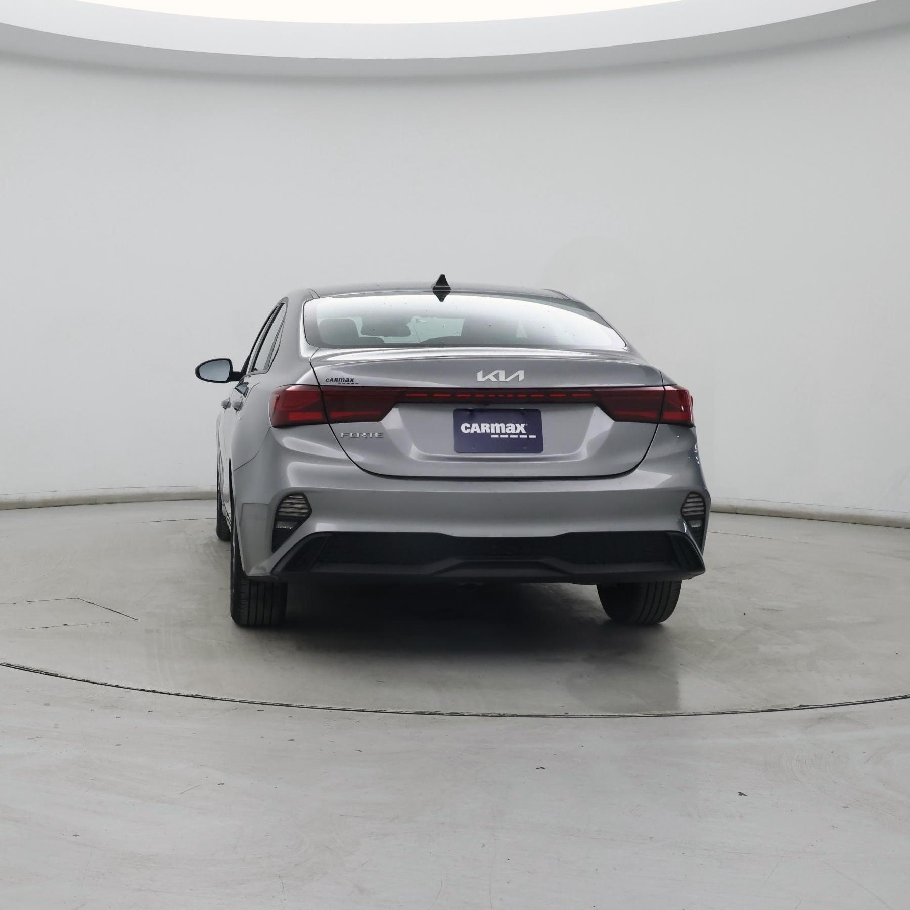 Thumbnail: 2024 Kia Forte - 6