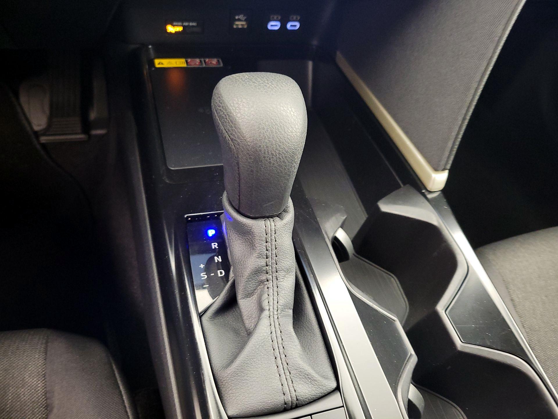 Thumbnail: 2025 Toyota Camry - 17