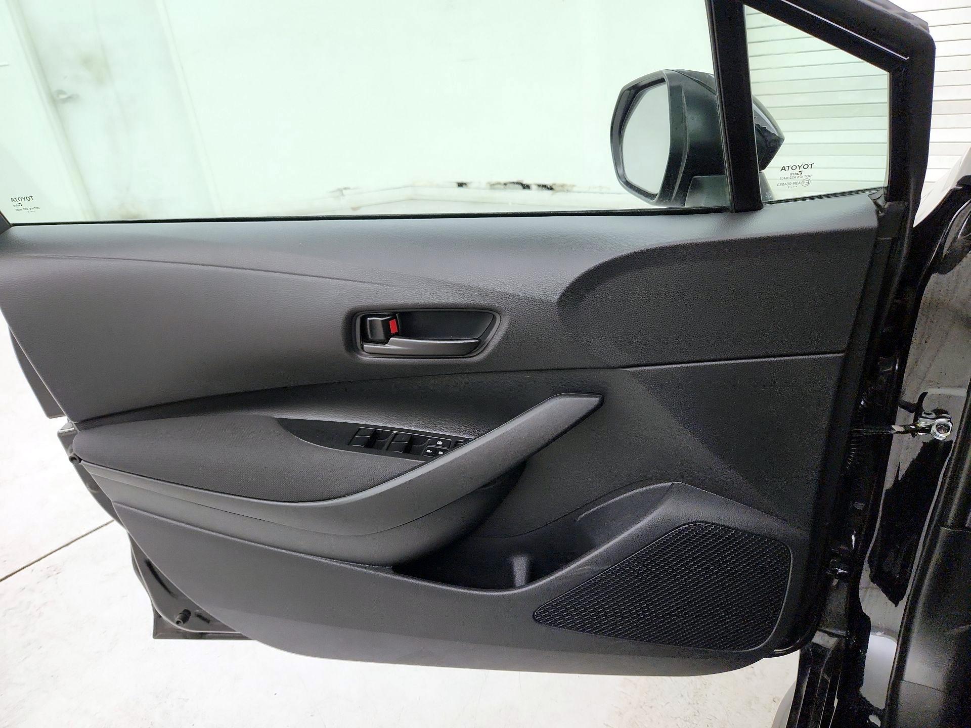 Thumbnail: 2025 Toyota Corolla - 12