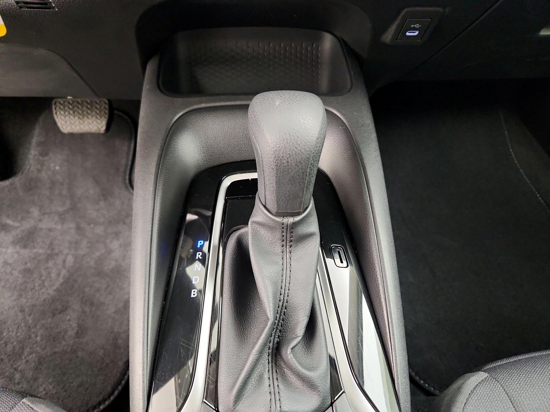 Thumbnail: 2025 Toyota Corolla - 17