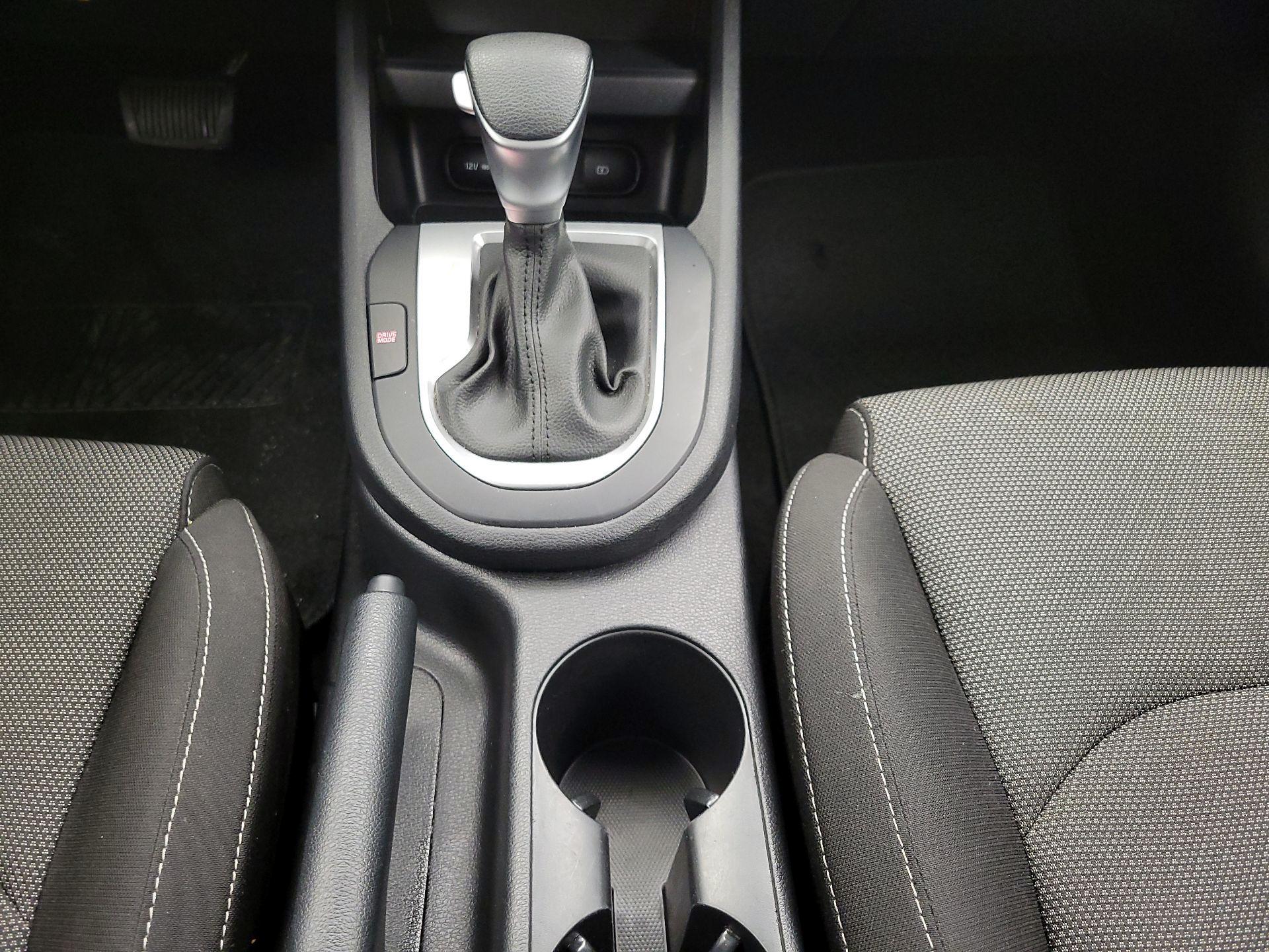 Thumbnail: 2024 Kia Forte - 17