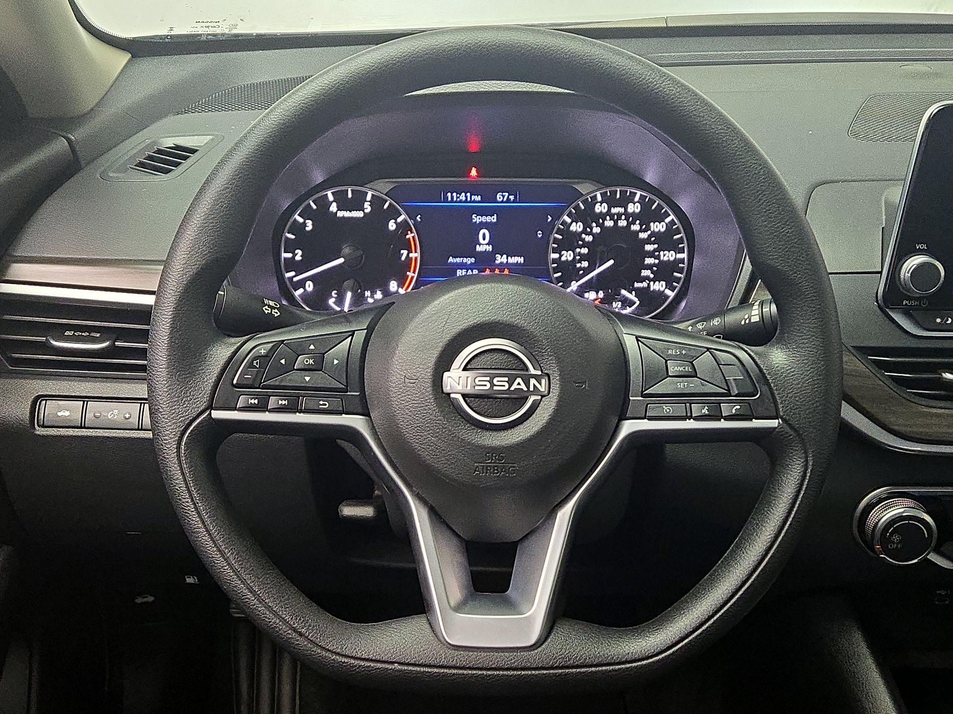 Thumbnail: 2025 Nissan Altima - 10