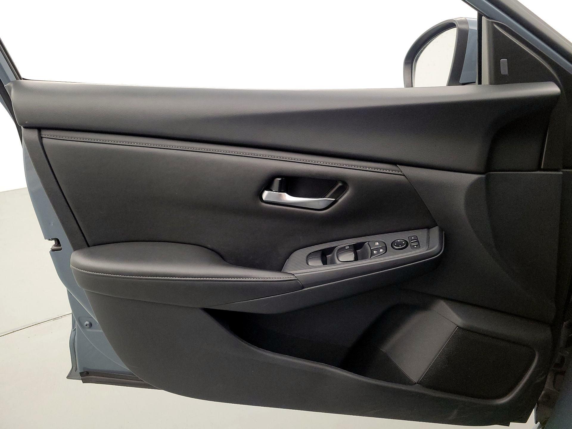 Thumbnail: 2024 Nissan Sentra - 12