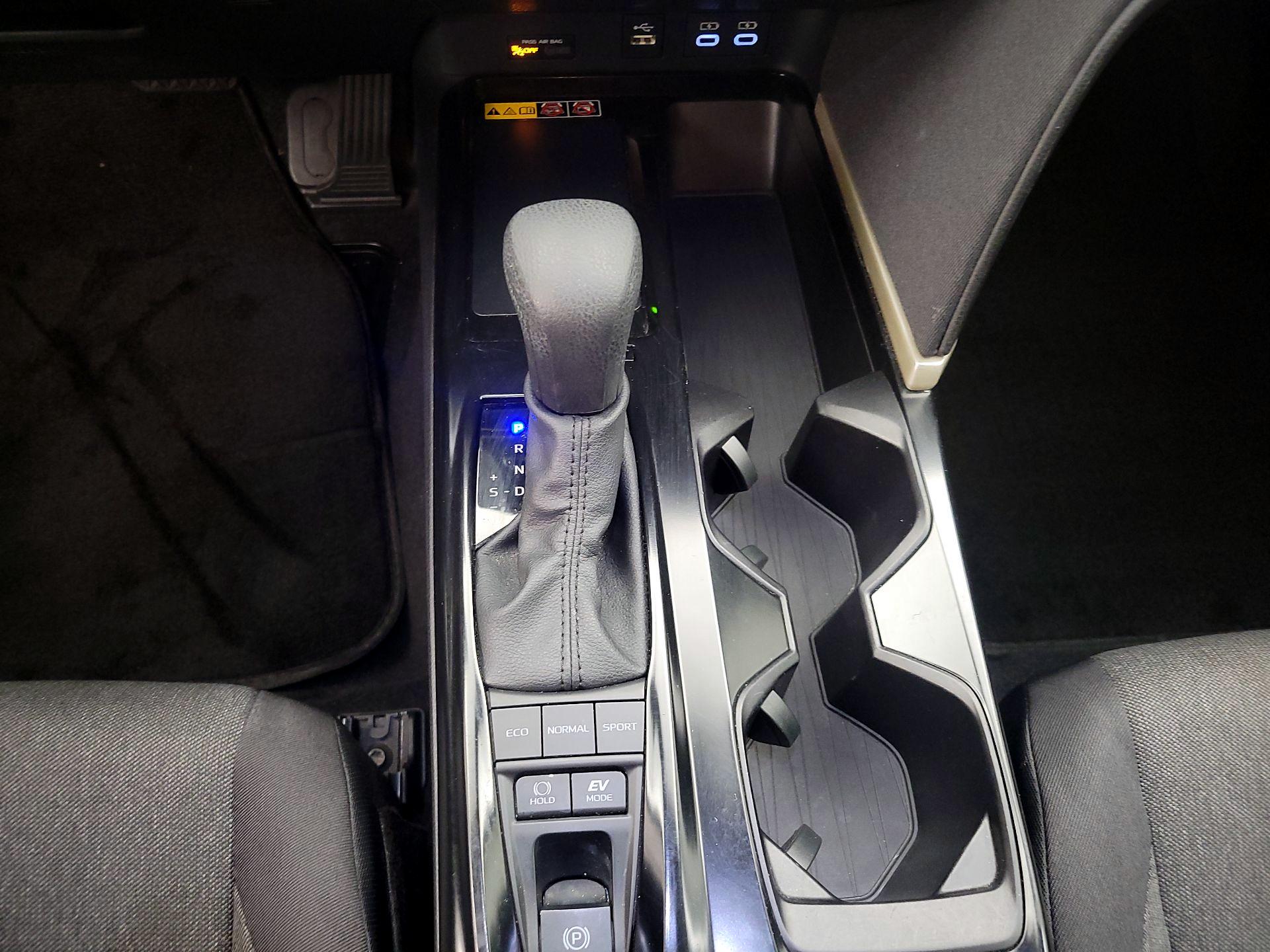 Thumbnail: 2025 Toyota Camry - 18