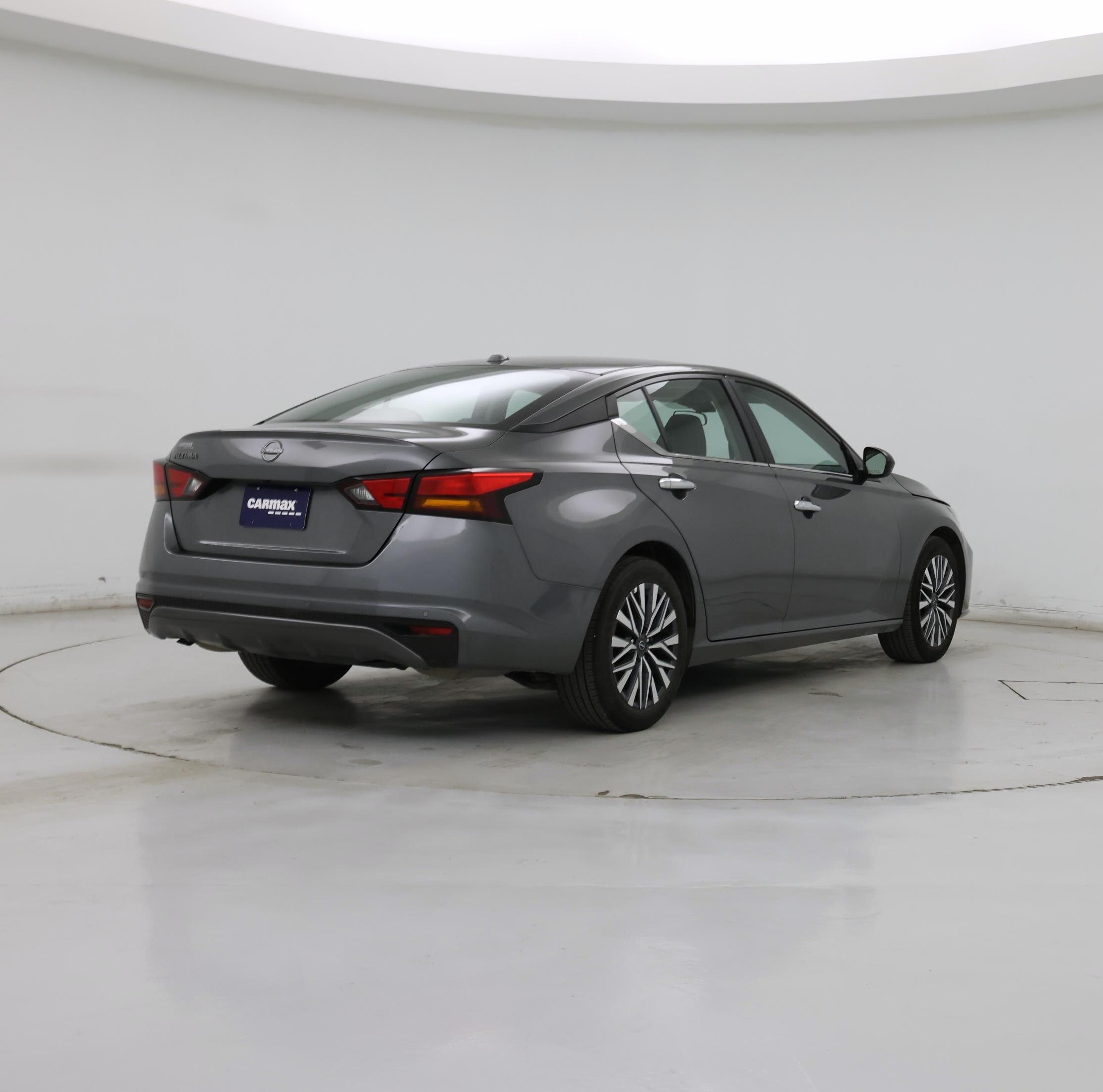 Thumbnail: 2025 Nissan Altima - 8