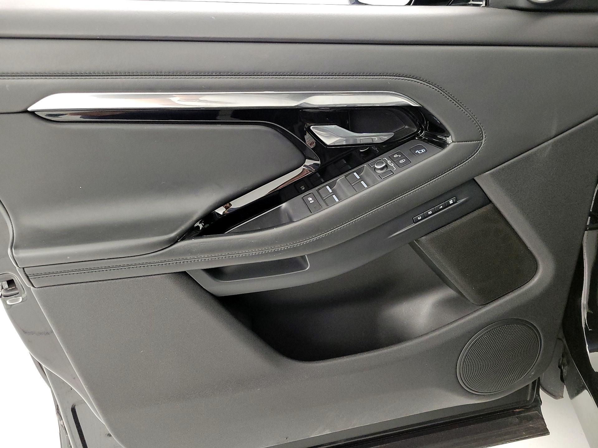 Thumbnail: 2020 Land Rover Range Rover Evoque - 12