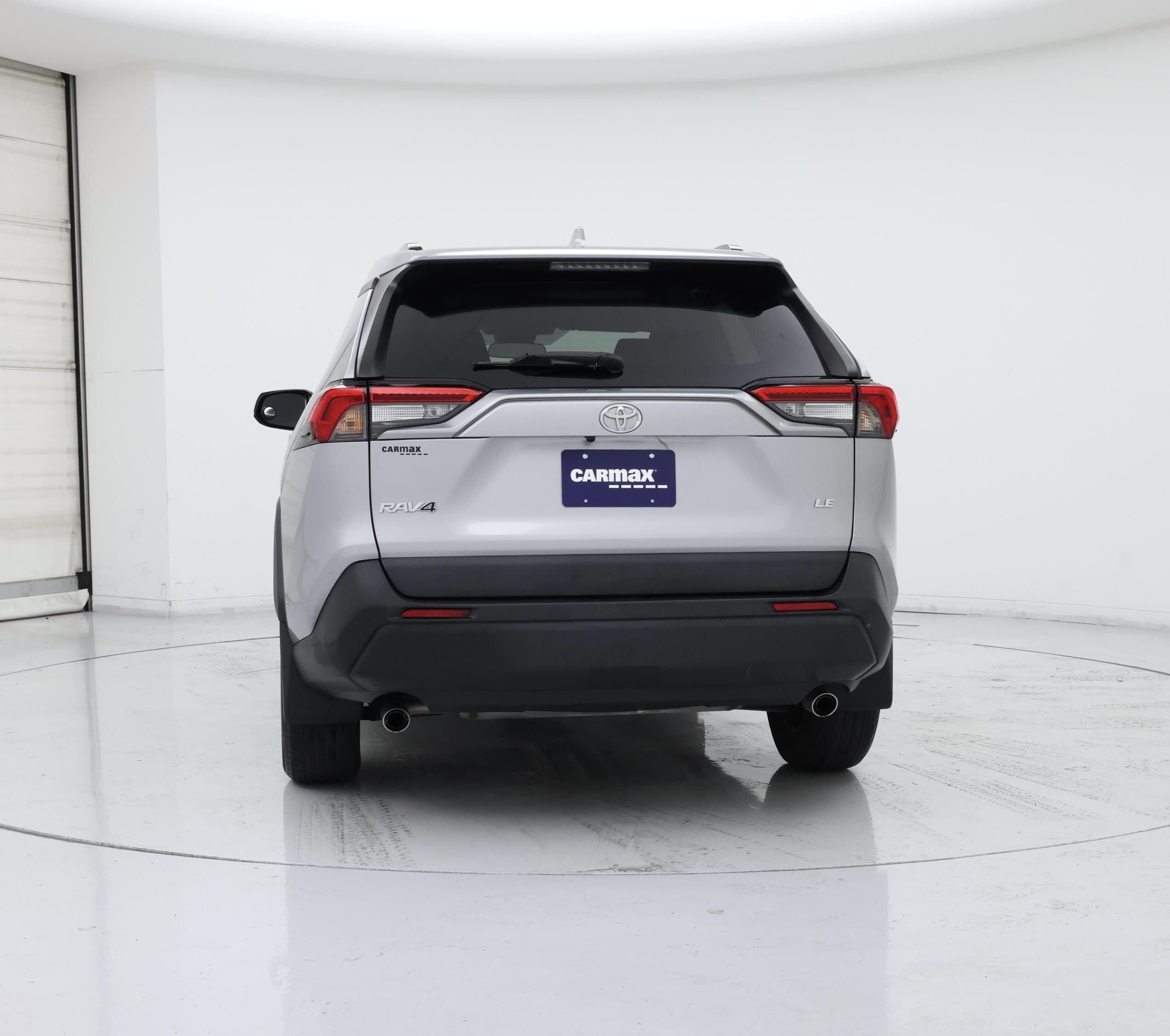 Thumbnail: 2021 Toyota RAV4 - 6