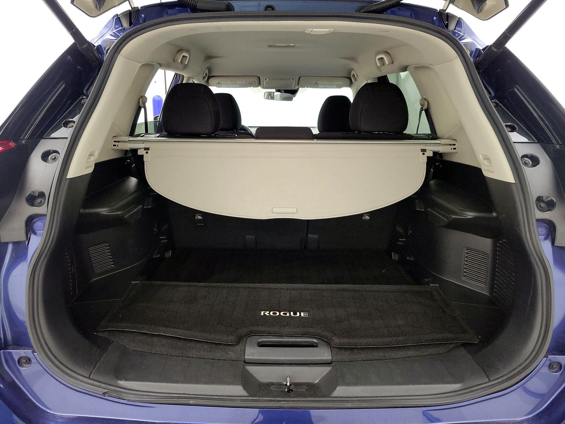 Thumbnail: 2020 Nissan Rogue - 20