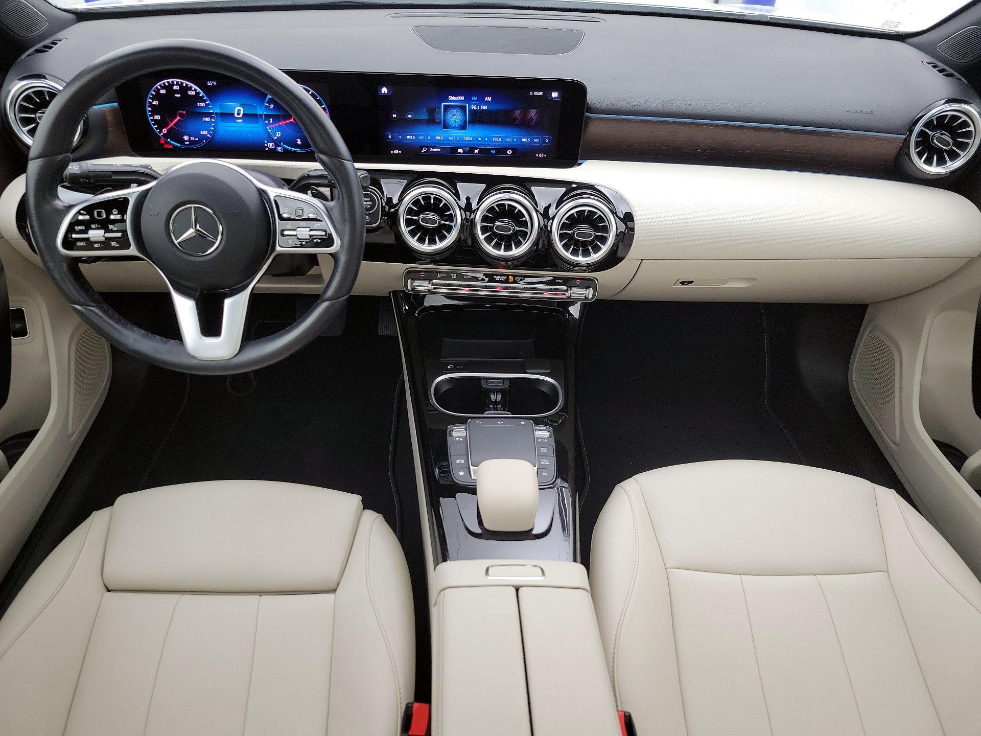 Thumbnail: 2022 Mercedes-Benz A-Class - 9