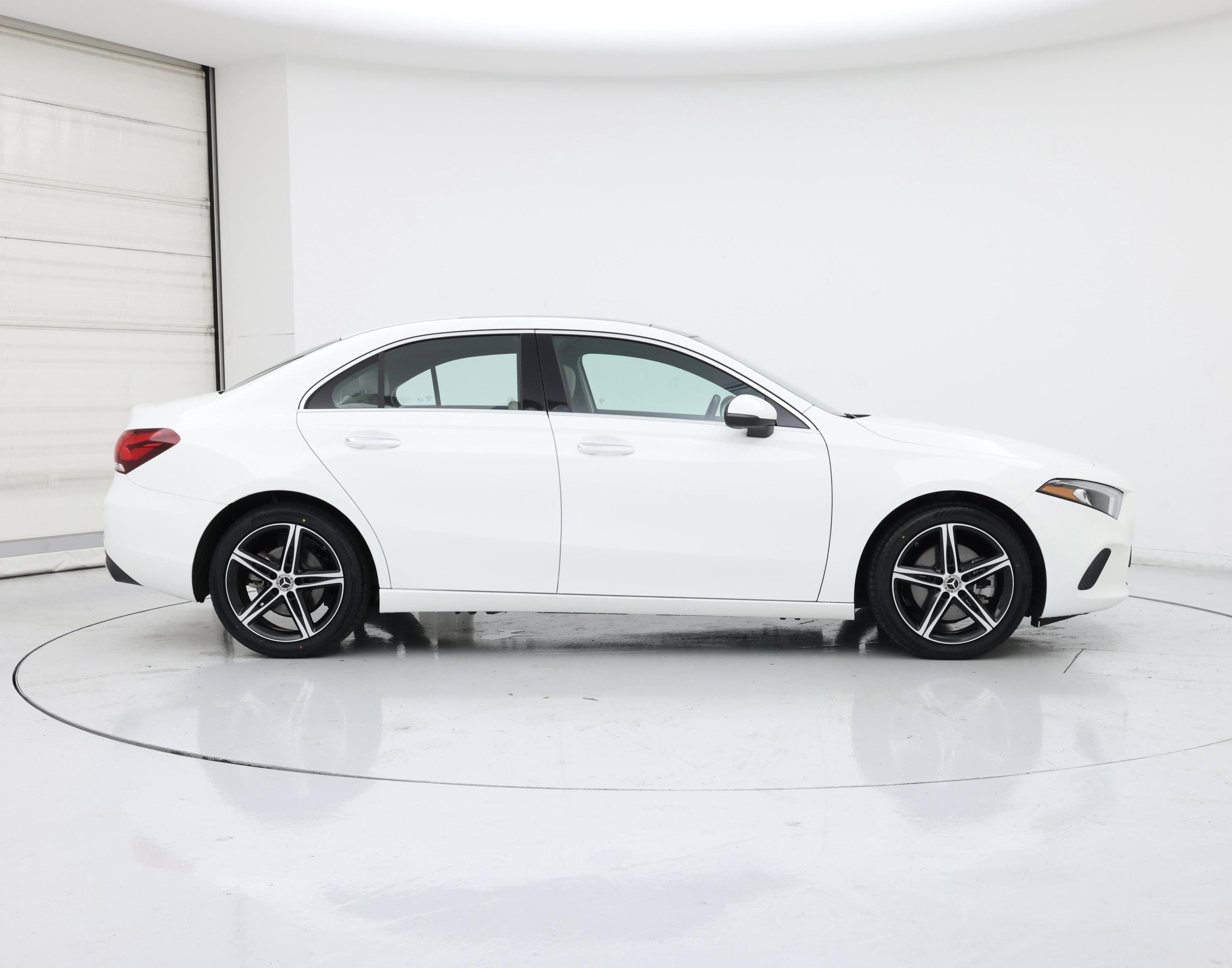 Thumbnail: 2022 Mercedes-Benz A-Class - 7