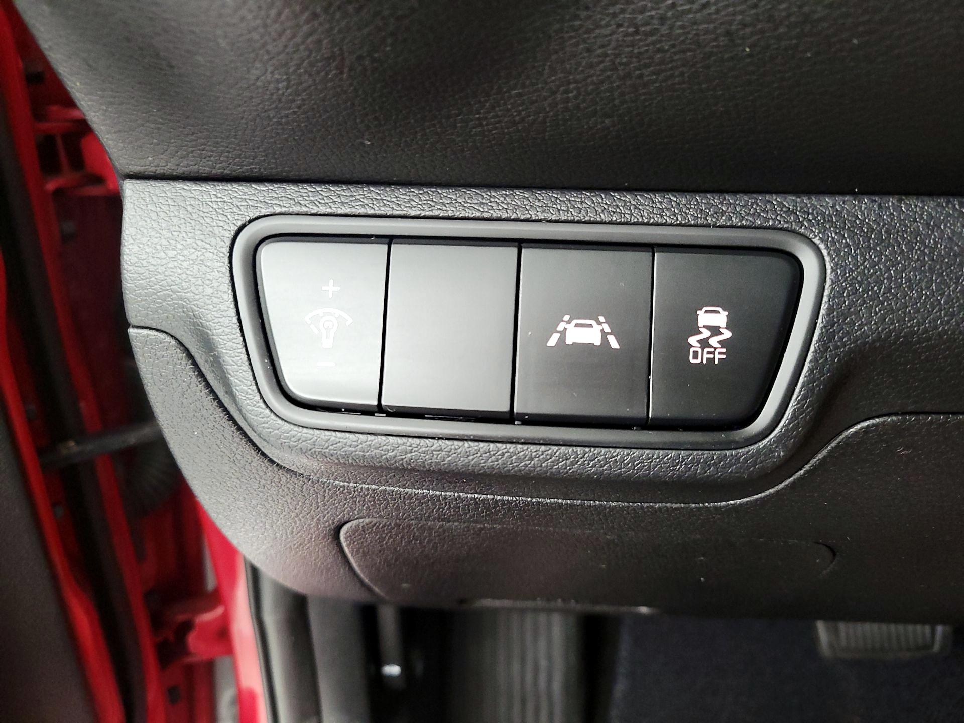 Thumbnail: 2020 Kia Forte - 13