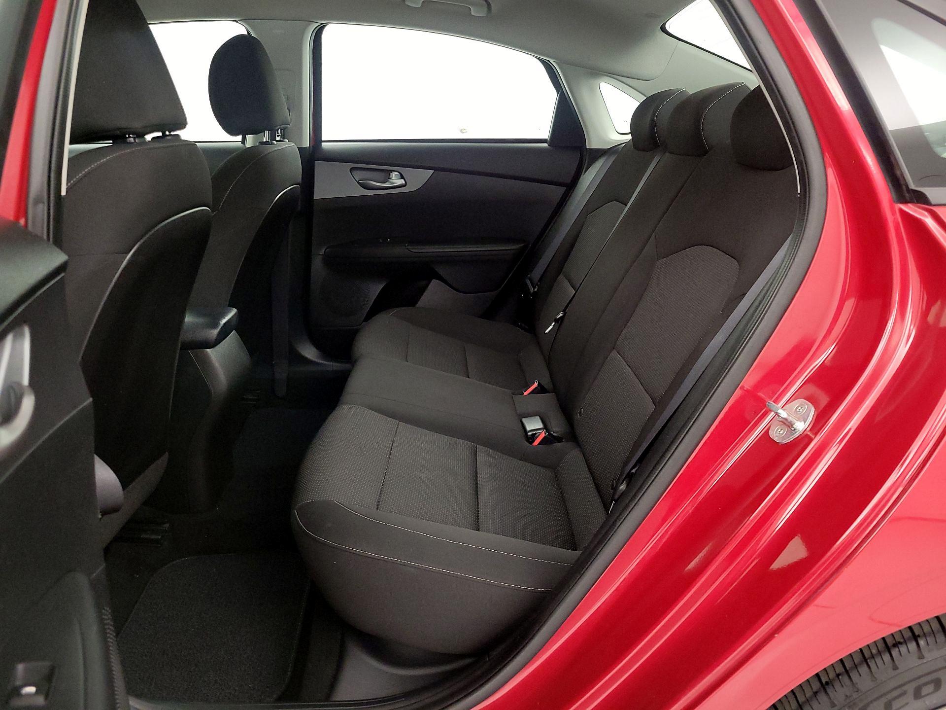 Thumbnail: 2020 Kia Forte - 19