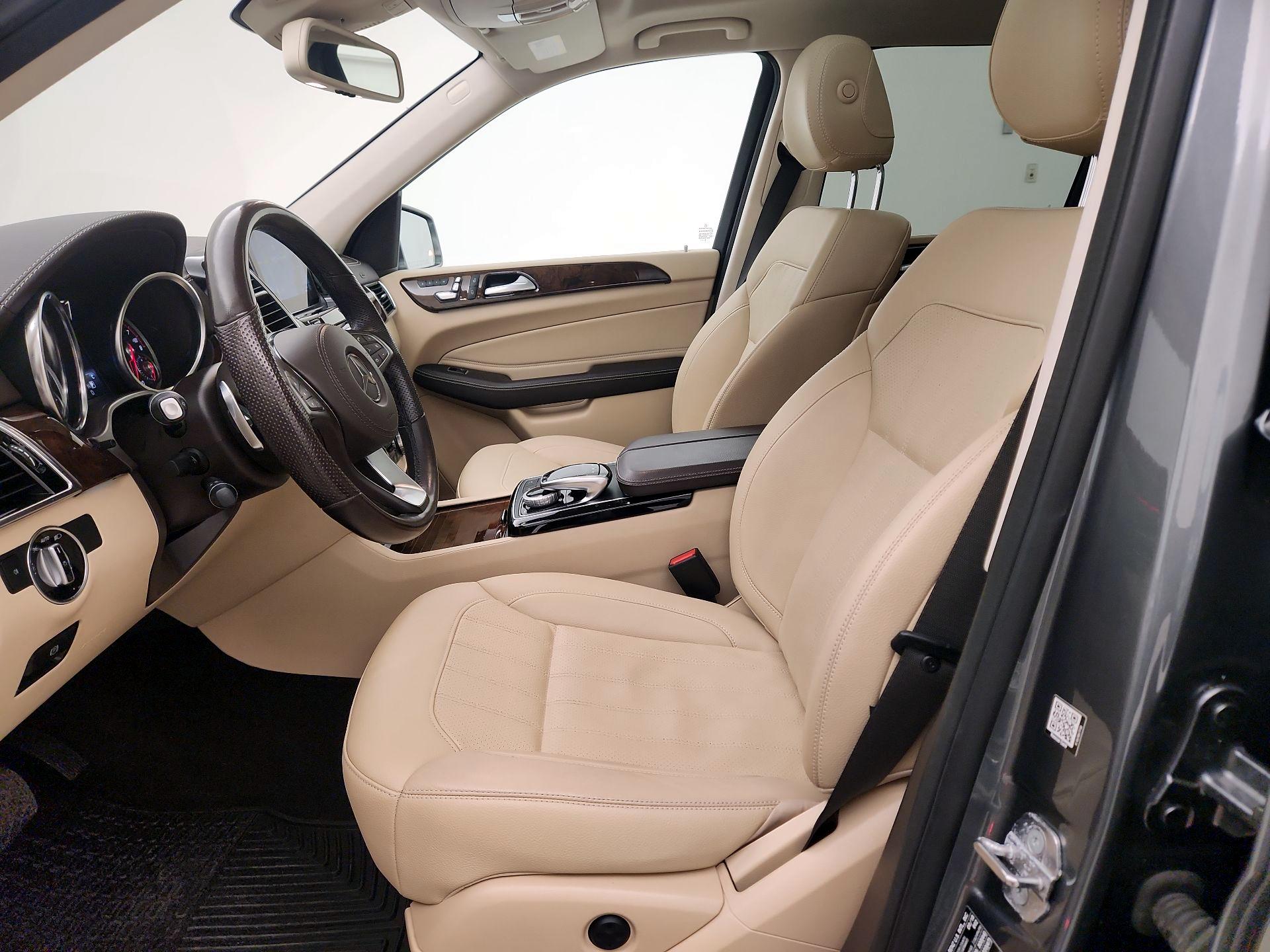 Thumbnail: 2019 Mercedes-Benz GLS - 11