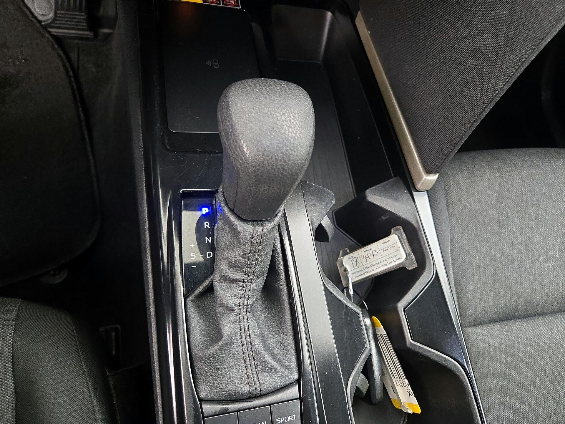 Thumbnail: 2025 Toyota Camry - 17