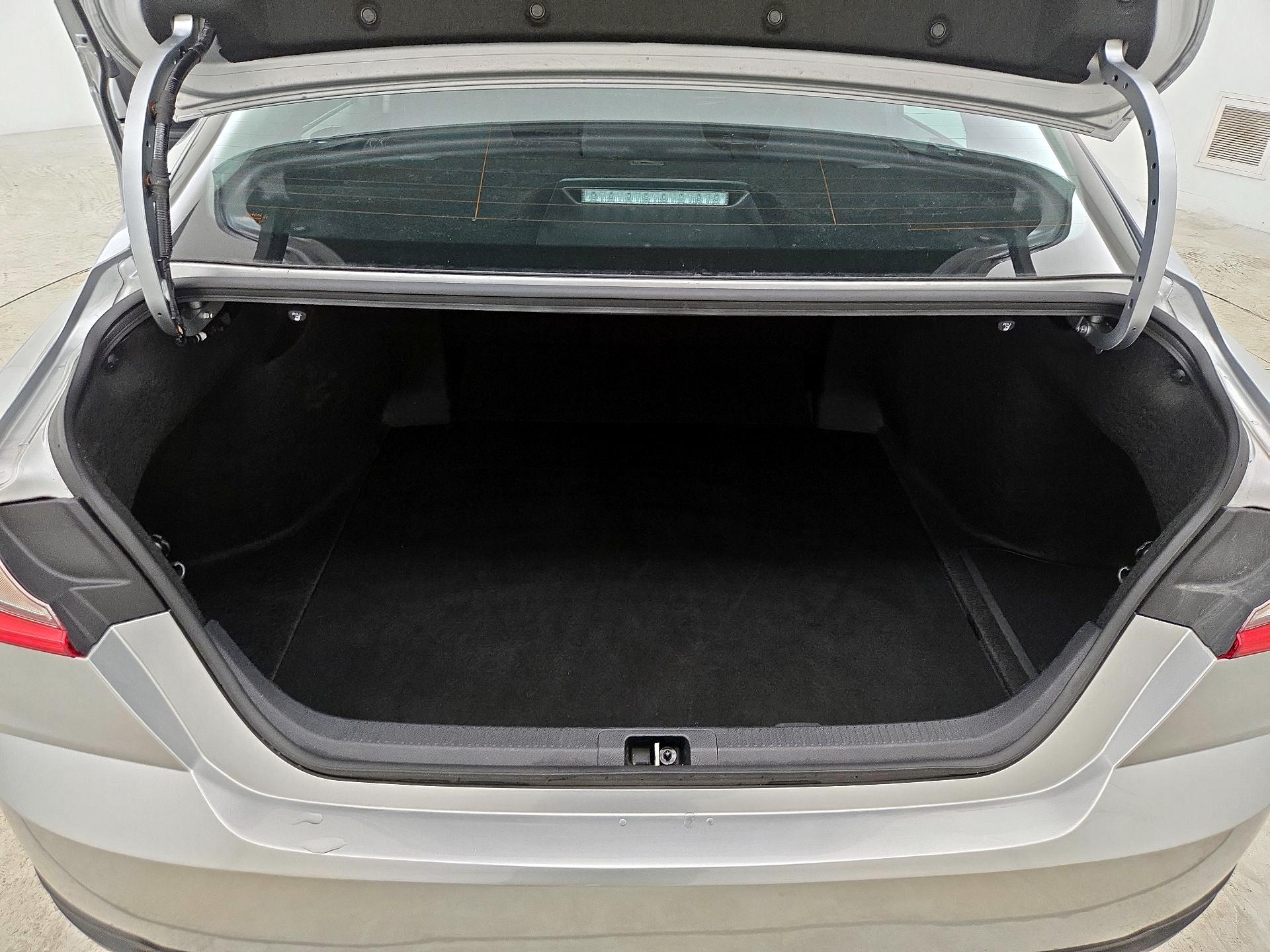 Thumbnail: 2025 Toyota Camry - 20