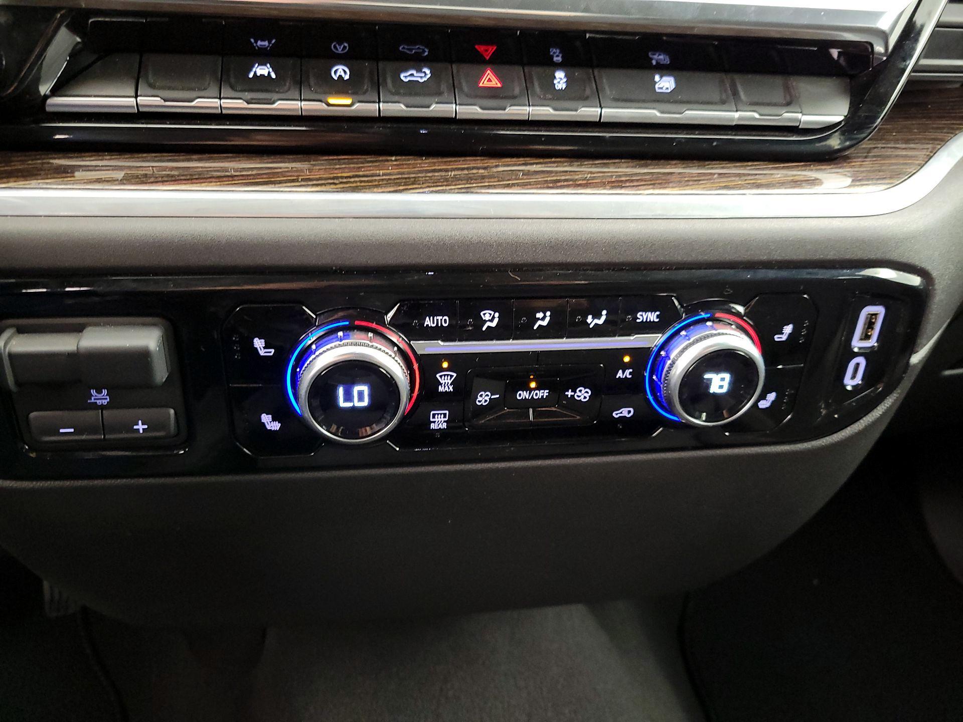 Thumbnail: 2025 GMC Sierra 1500 - 17