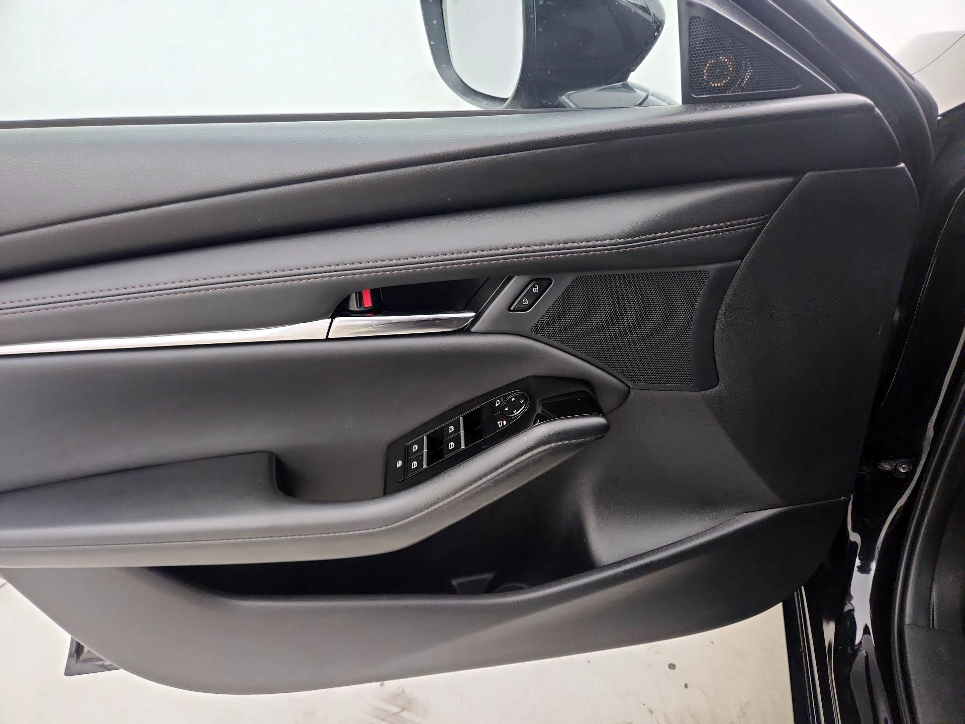 Thumbnail: 2025 Mazda Mazda3 - 12