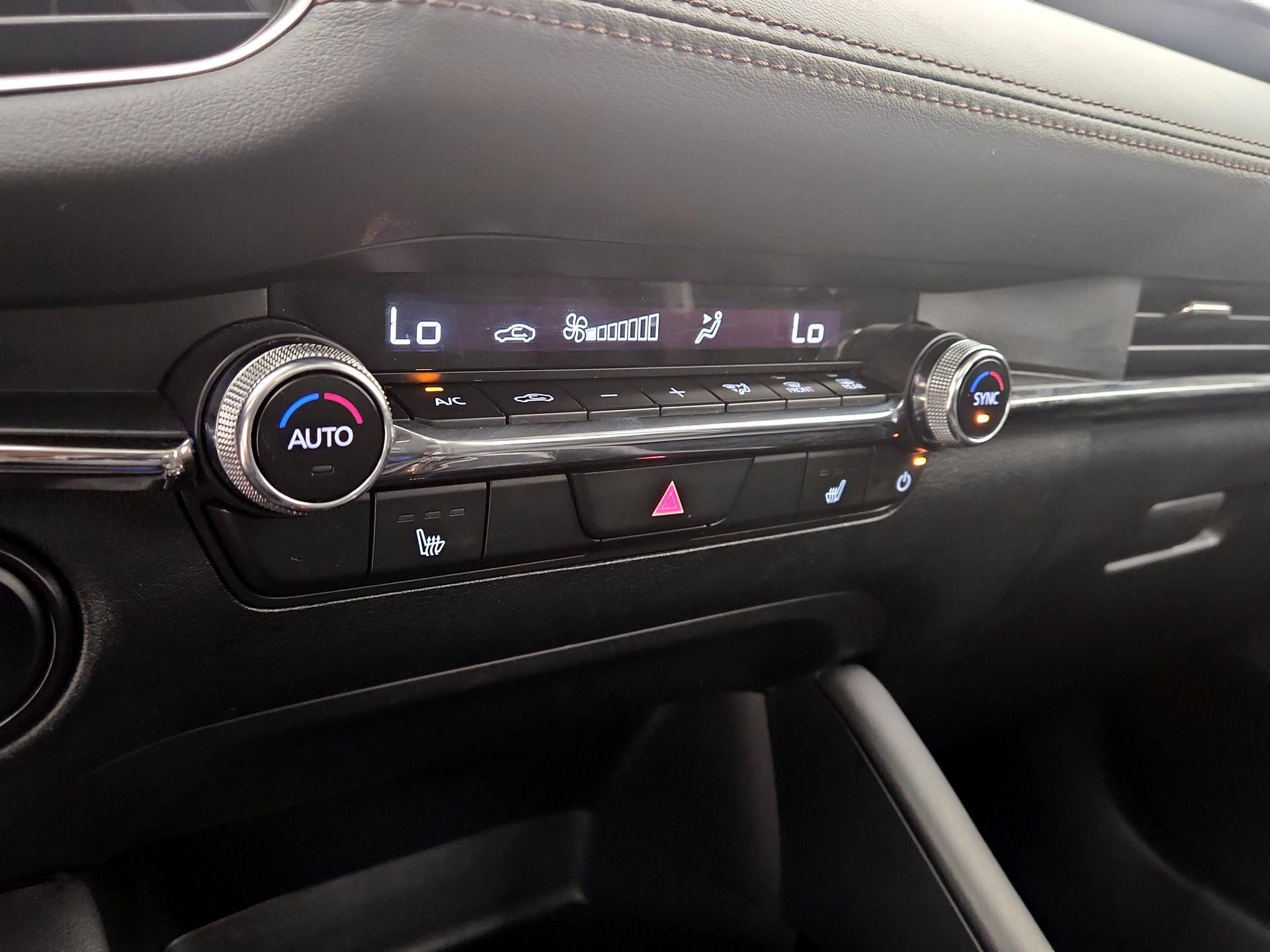 Thumbnail: 2025 Mazda Mazda3 - 16