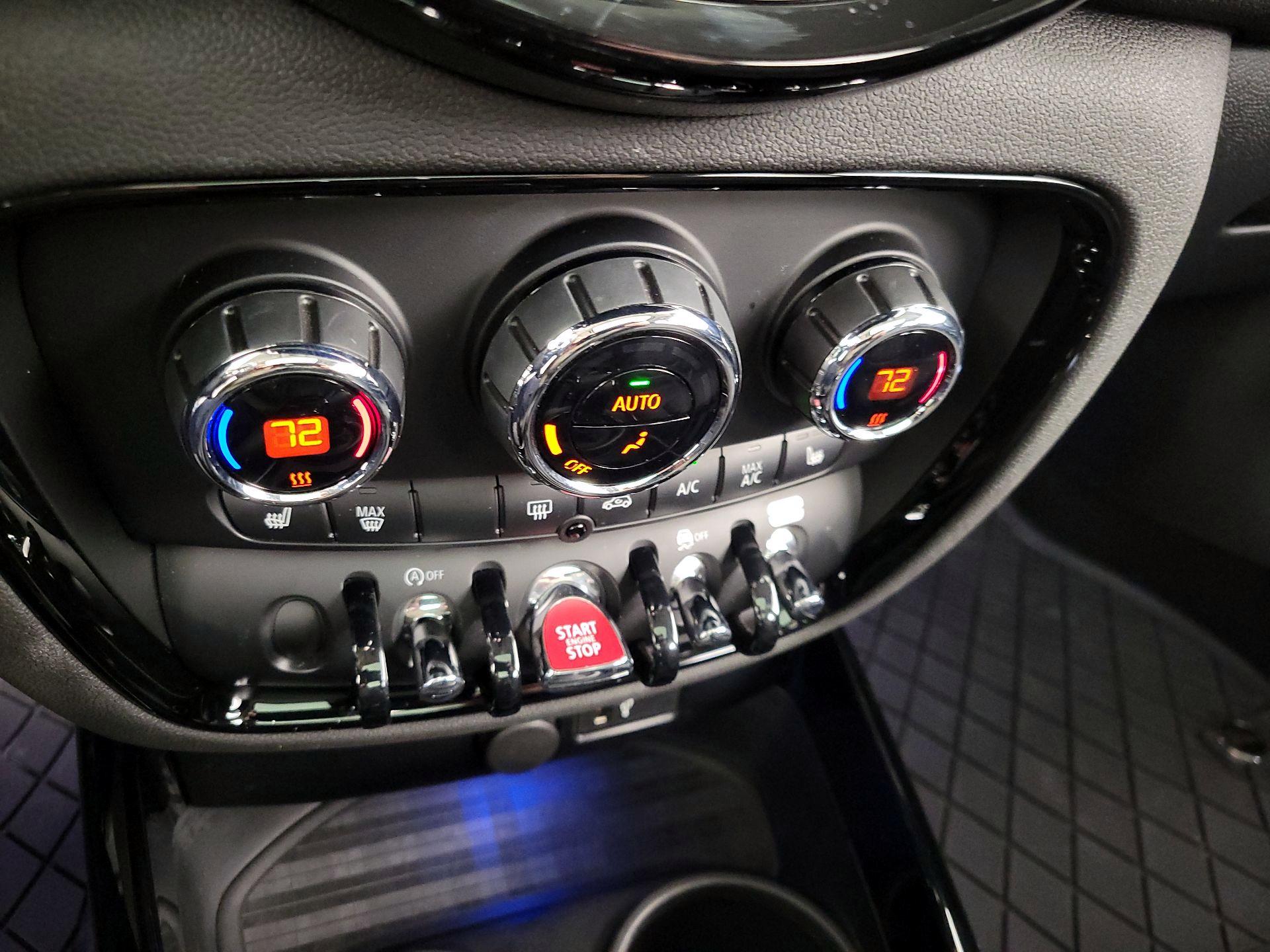 Thumbnail: 2022 MINI Cooper Clubman - 16