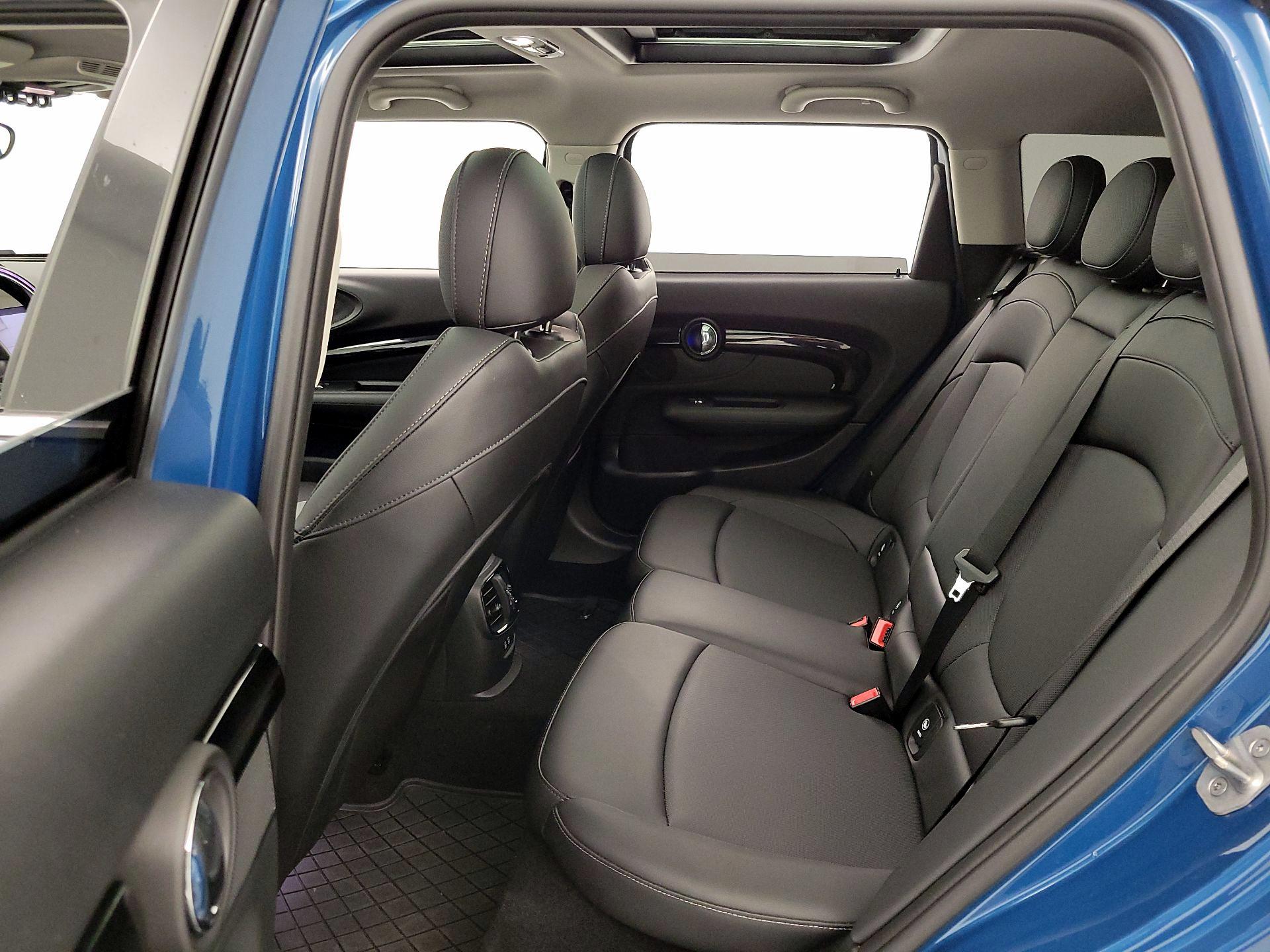 Thumbnail: 2022 MINI Cooper Clubman - 20